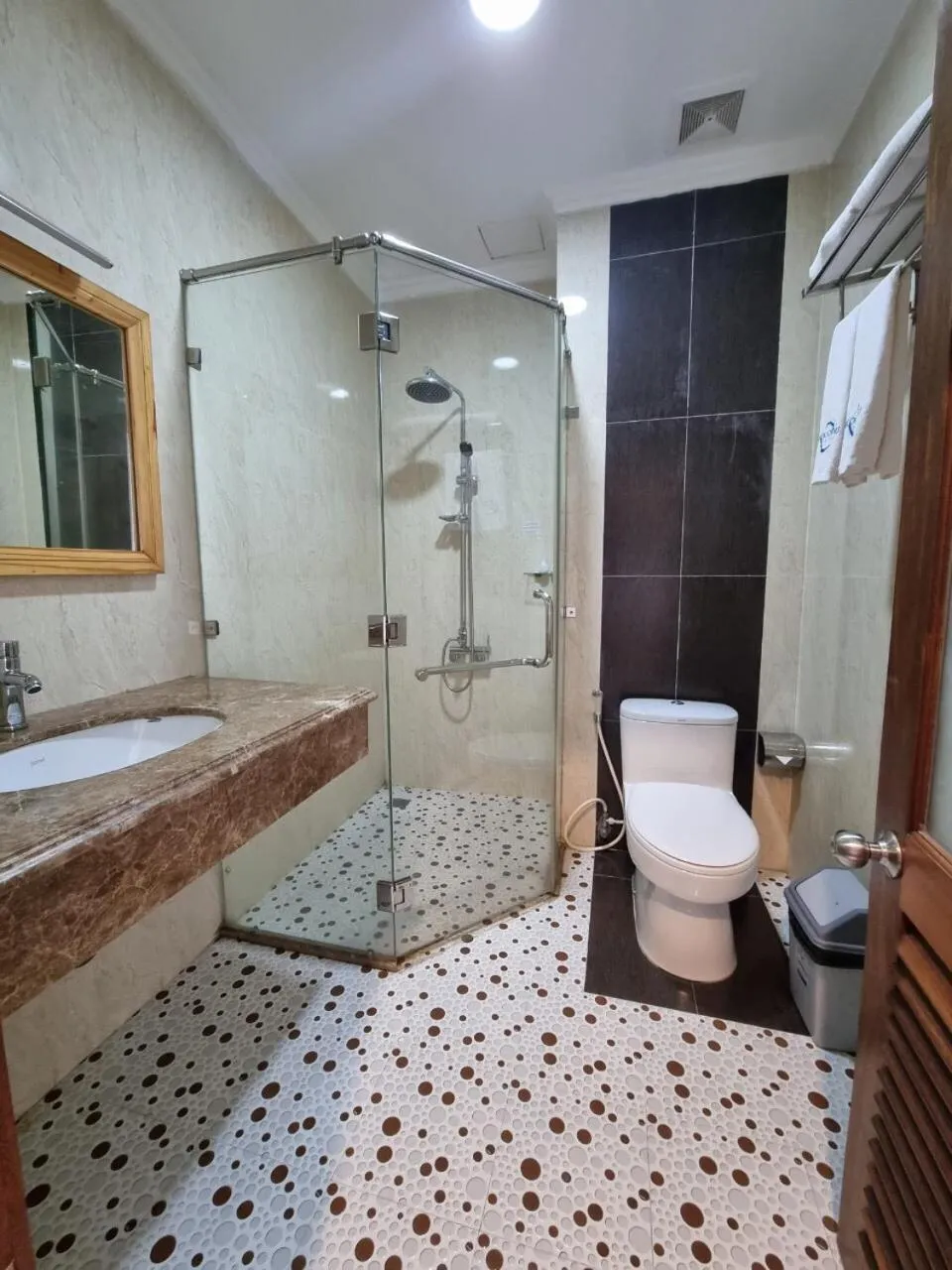Shower in Ngoc Chau Phu Quoc Hotel