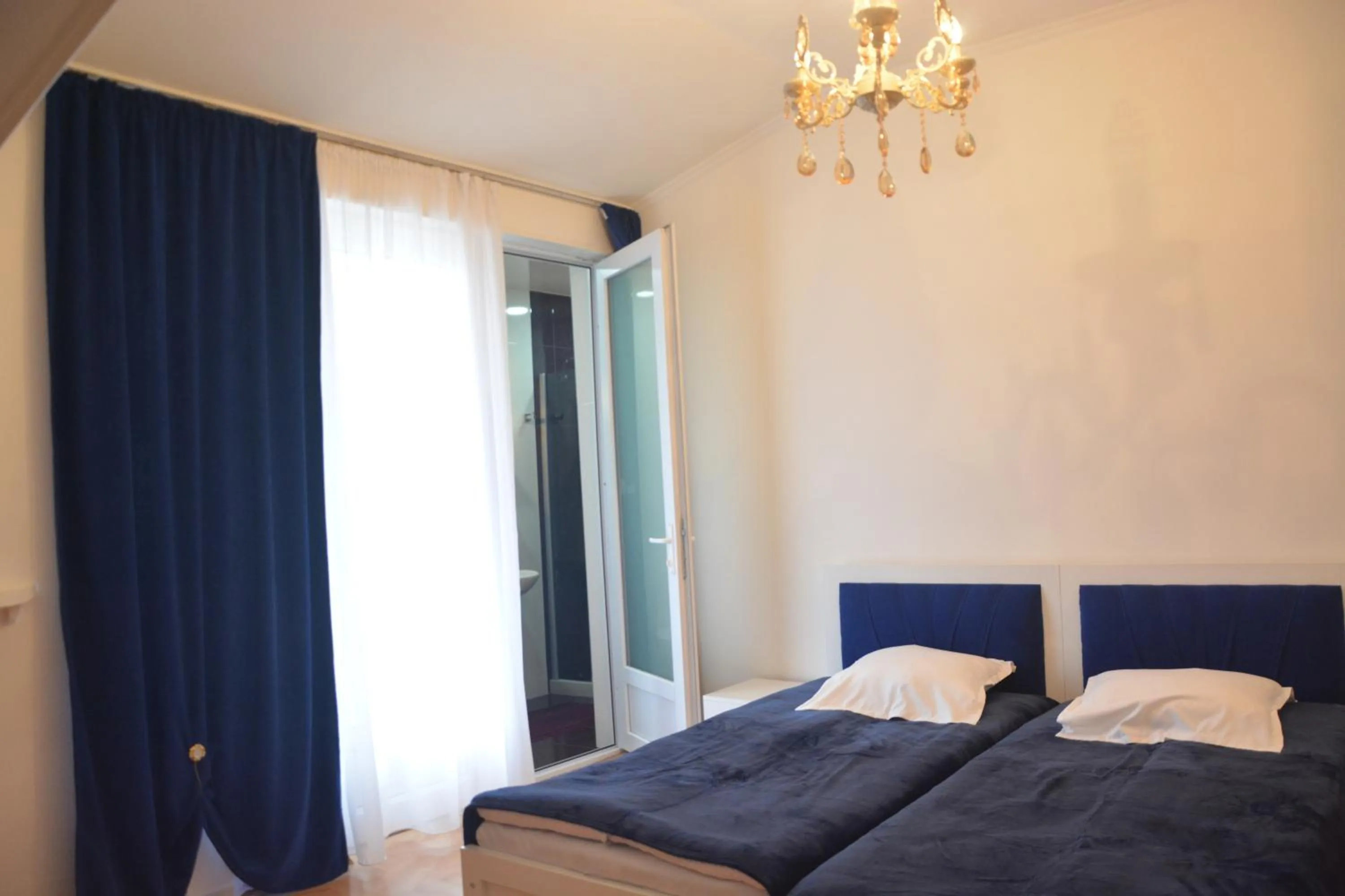 Bed in Hotel Renesans