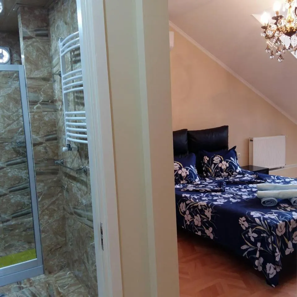 Bed in Hotel Renesans