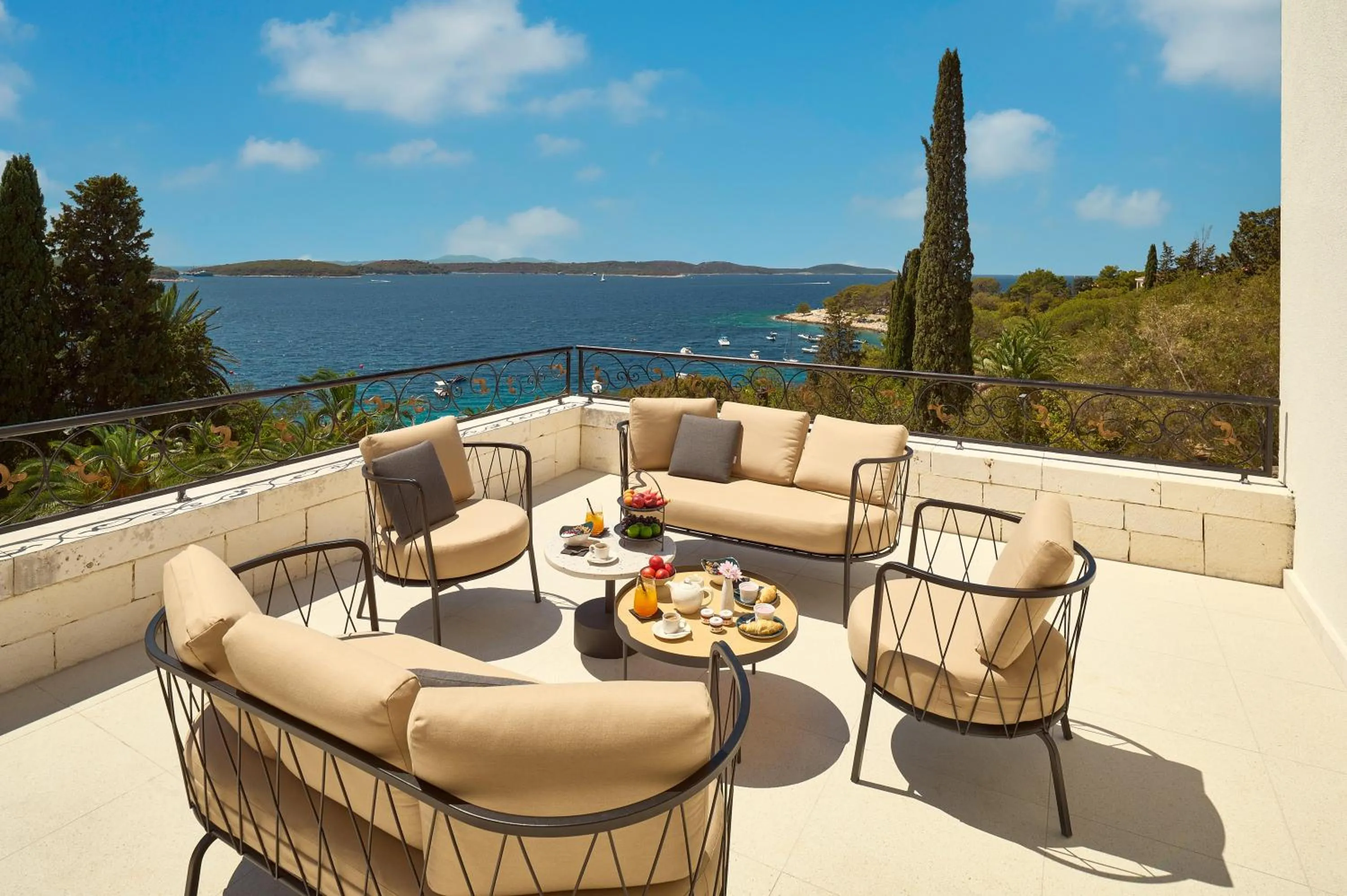 Balcony/Terrace in Hotel Moeesy, Blue & Green Oasis - Adults Only