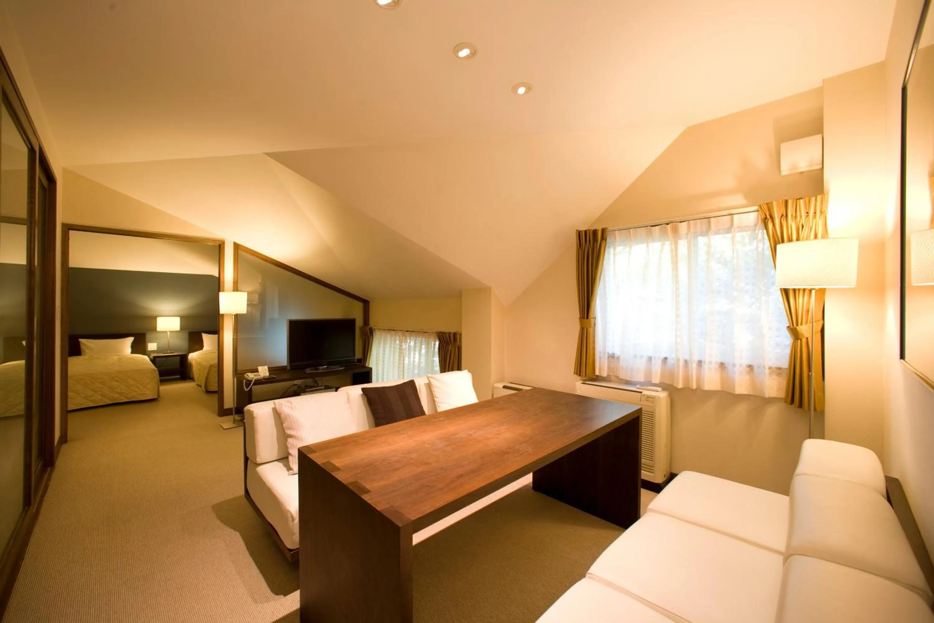 Bed in Sundance Resort Karuizawa