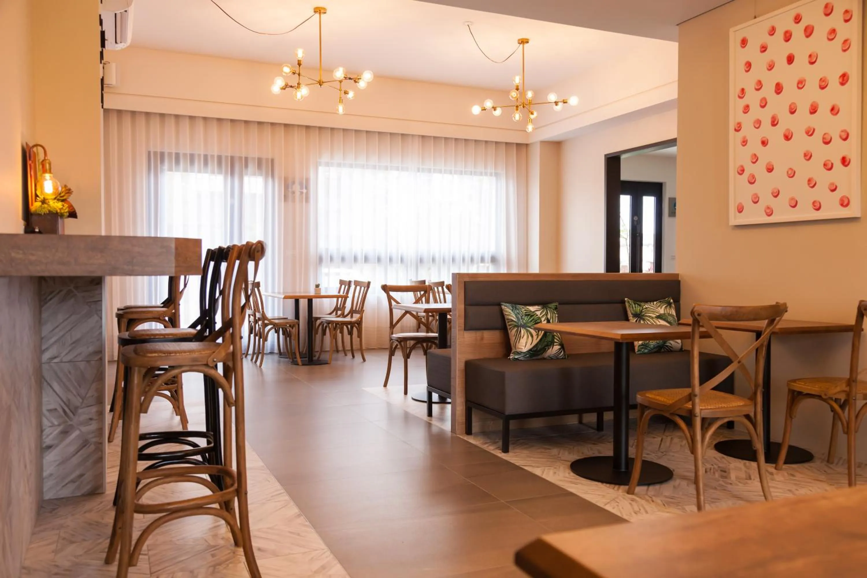 Restaurant/places to eat in Buluba