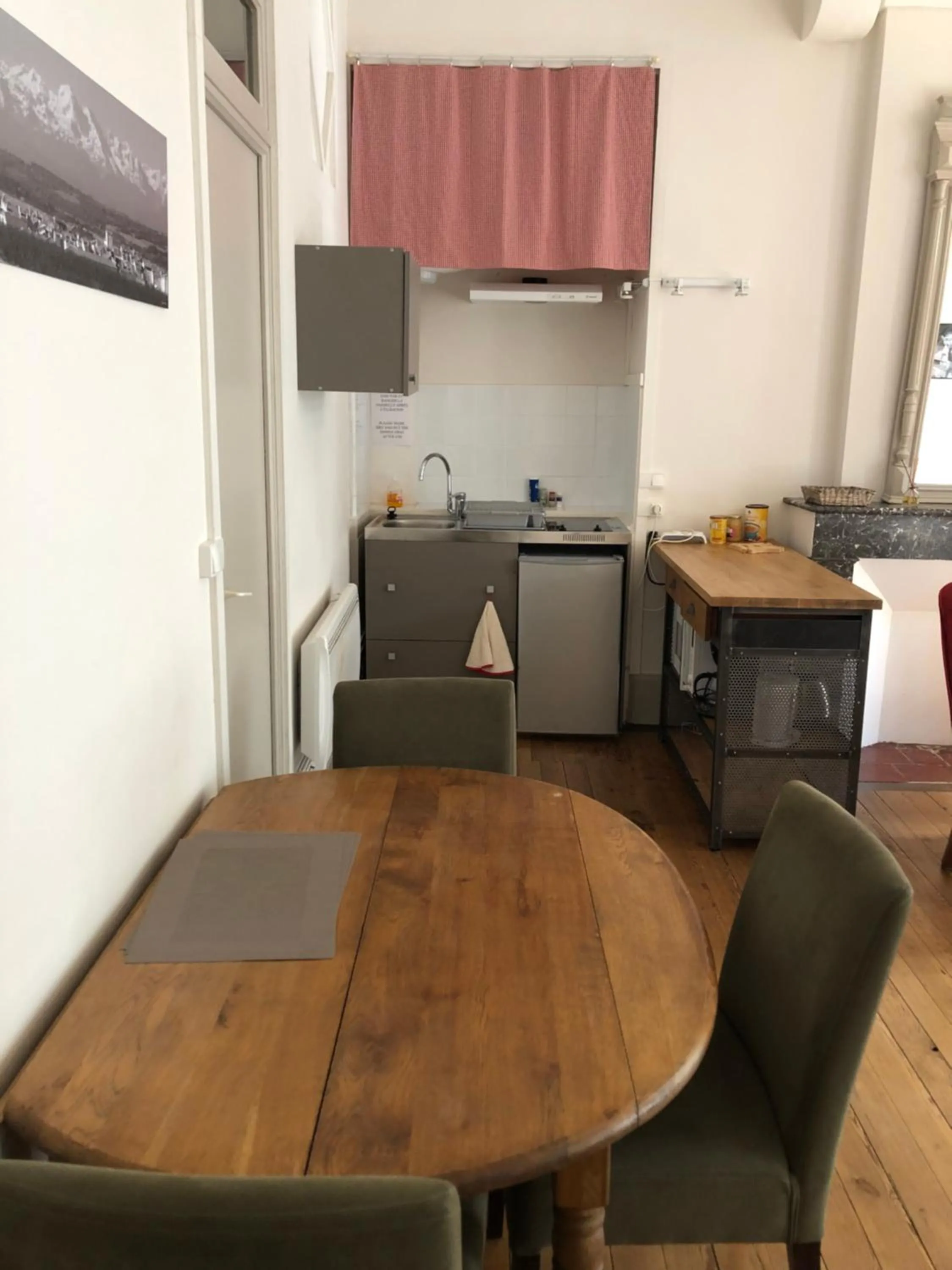 Triple Room with Private Bathroom - single occupancy in A2 PAS