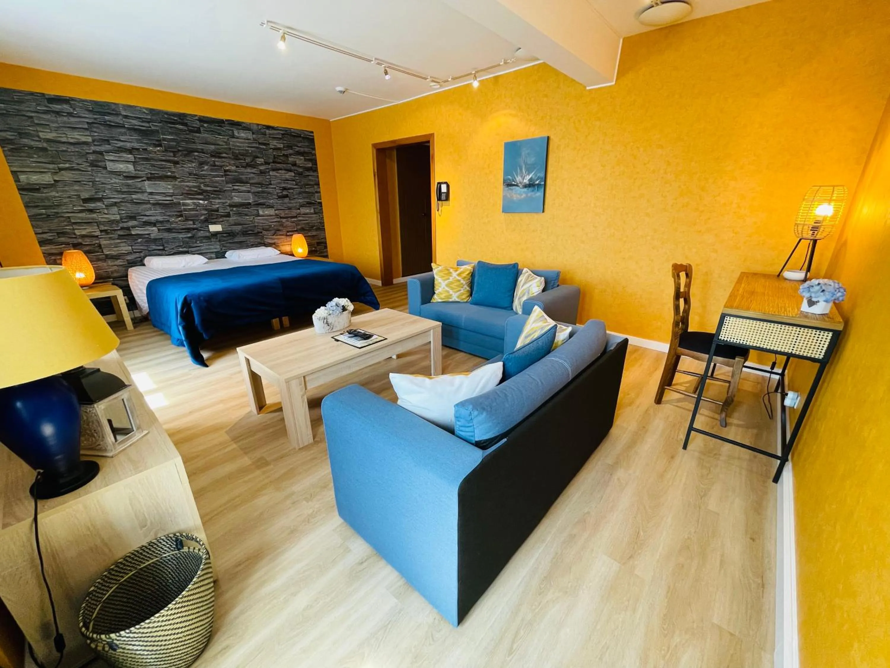 Bed in Hostellerie Sainte-Cécile