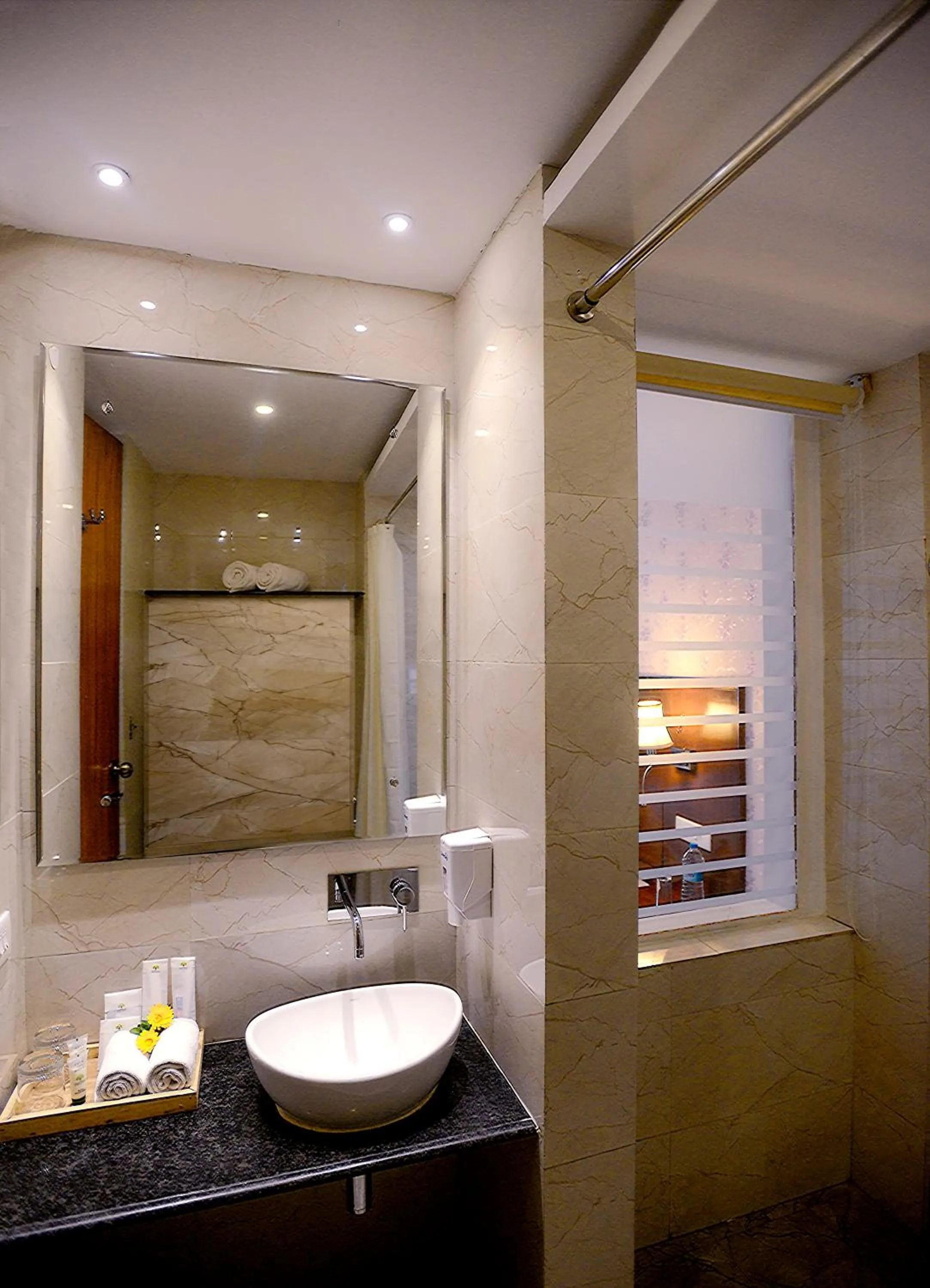 Bathroom in TreeHouse Chail Villas