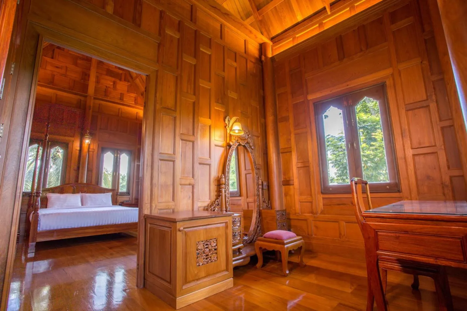 Bed in RK Riverside Resort & Spa (Reon Kruewal)