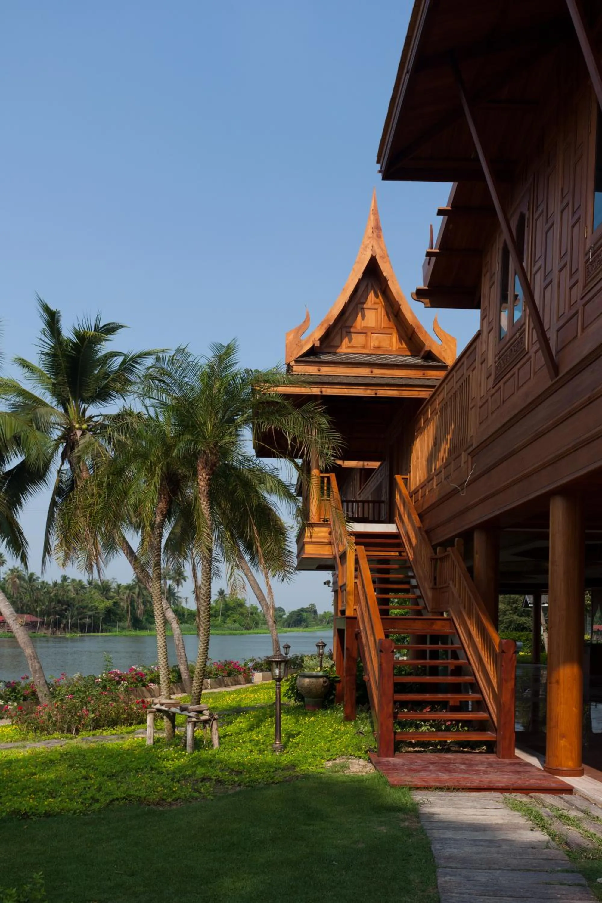 On site in RK Riverside Resort & Spa (Reon Kruewal)