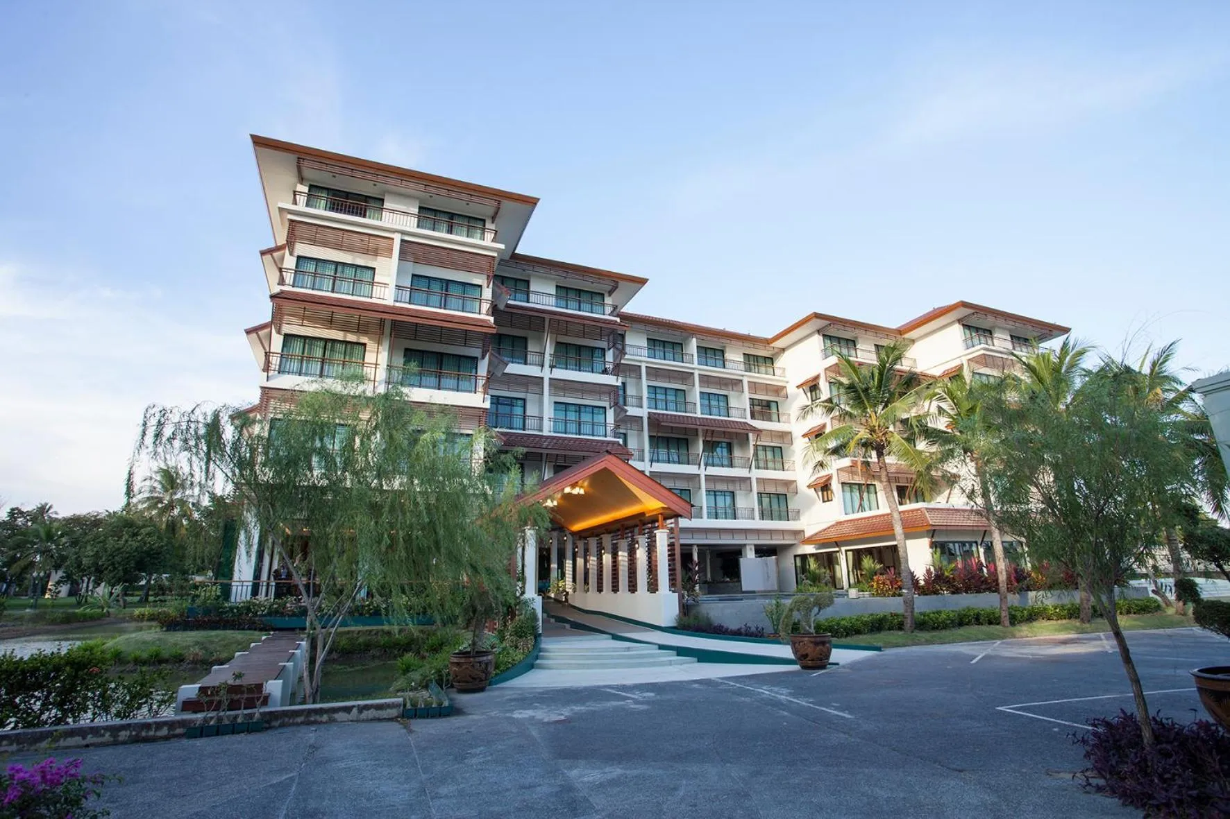 RK Riverside Resort & Spa (Reon Kruewal)