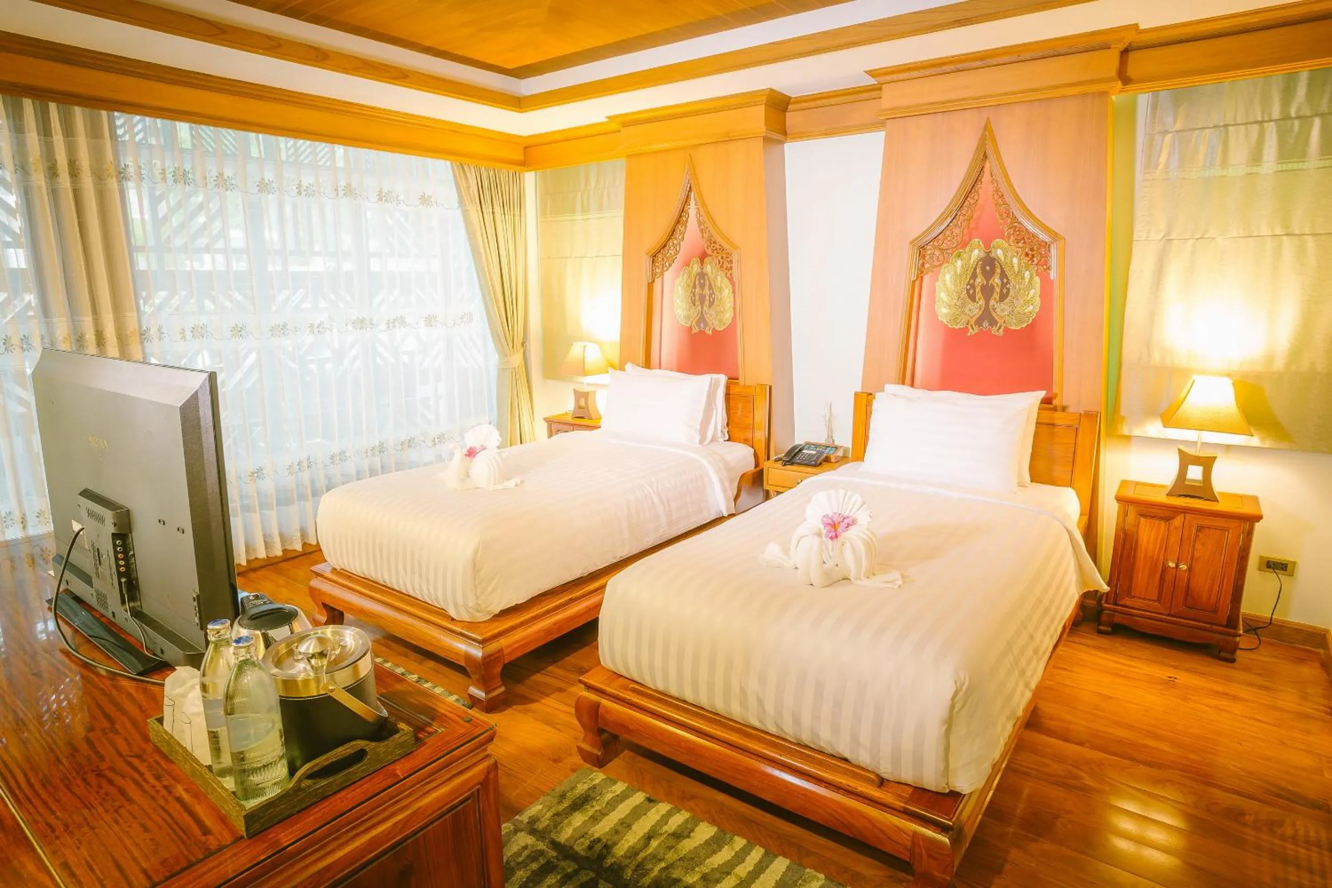 Bed in RK Riverside Resort & Spa (Reon Kruewal)