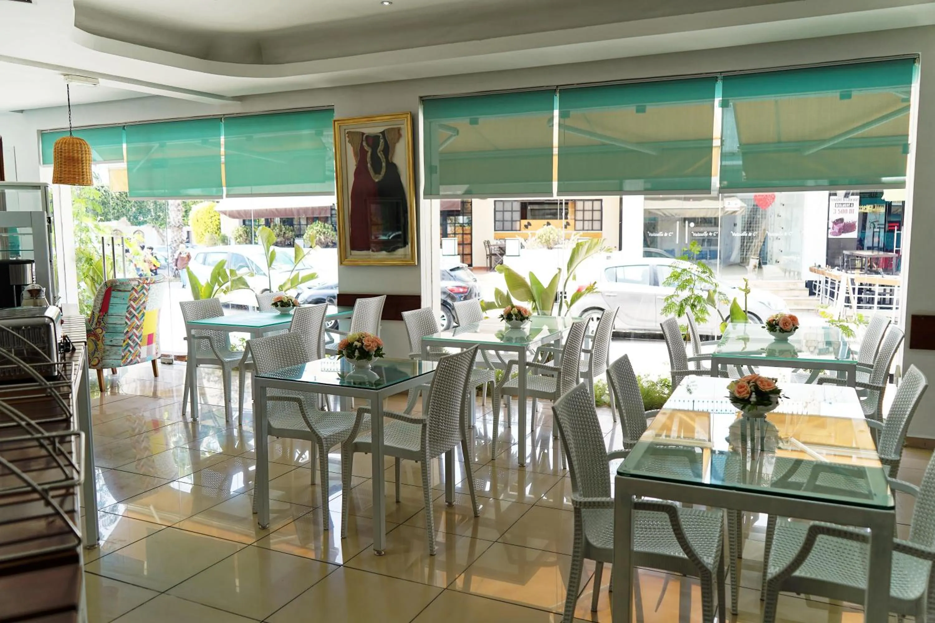 Restaurant/places to eat in Hotel Khella