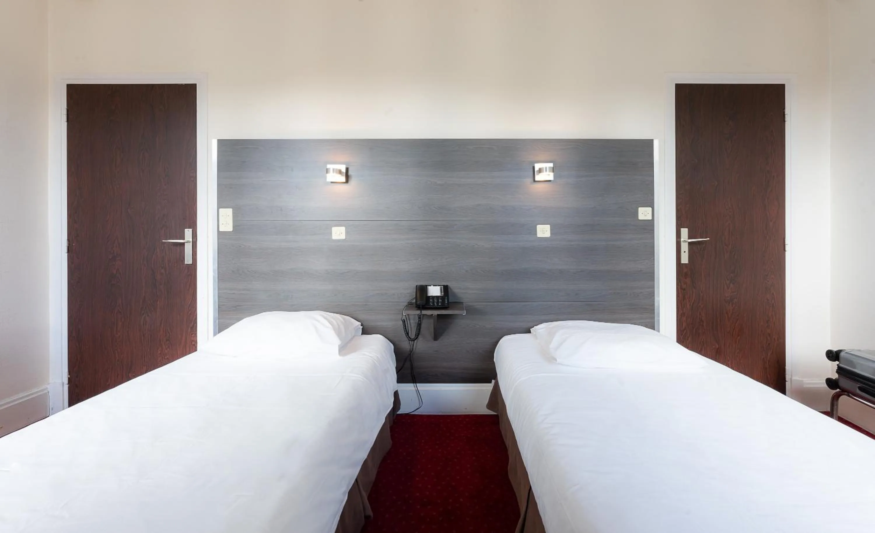 Bed in Hôtel du Helder