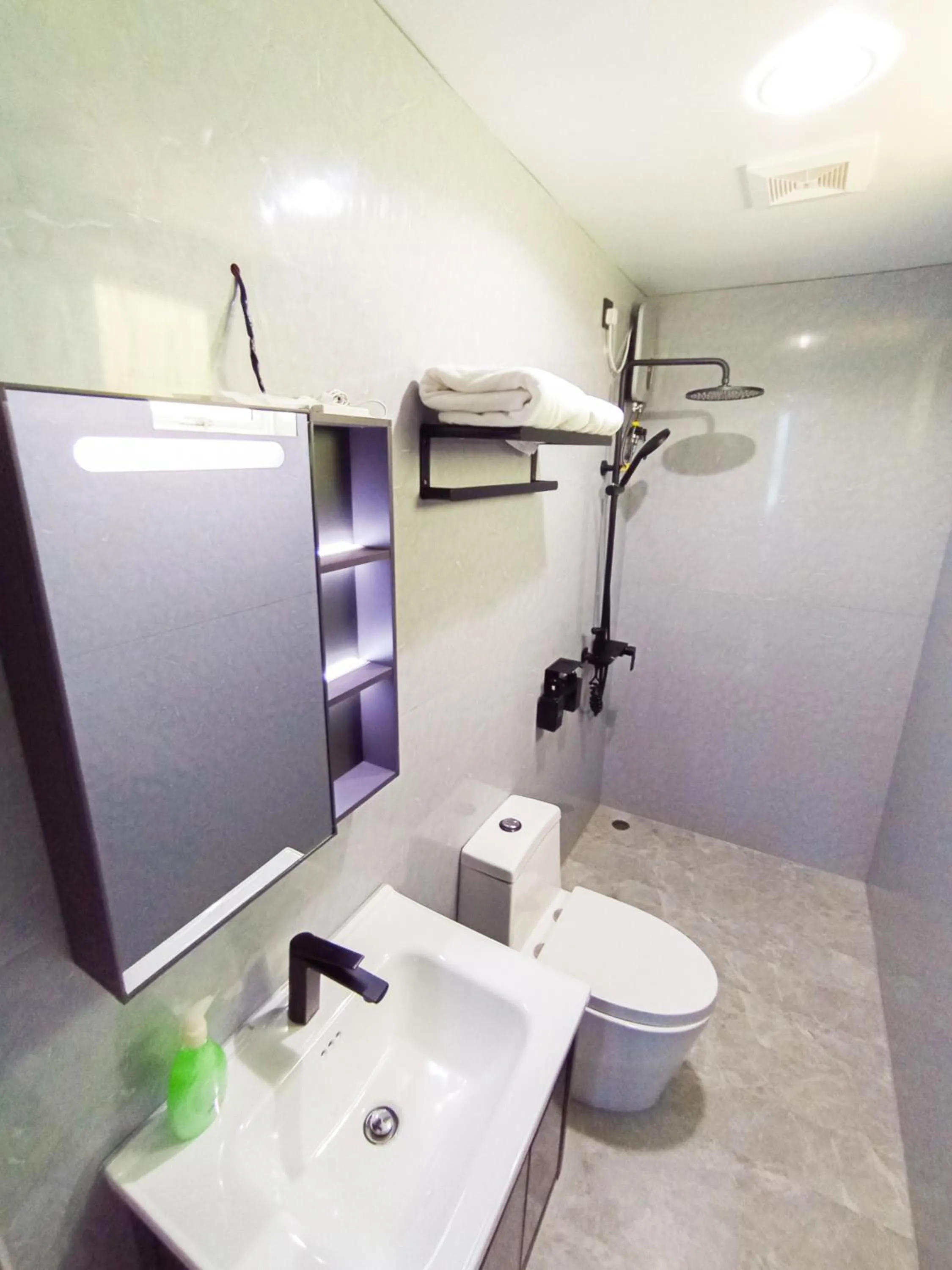 Bathroom in Starry Beach Inn