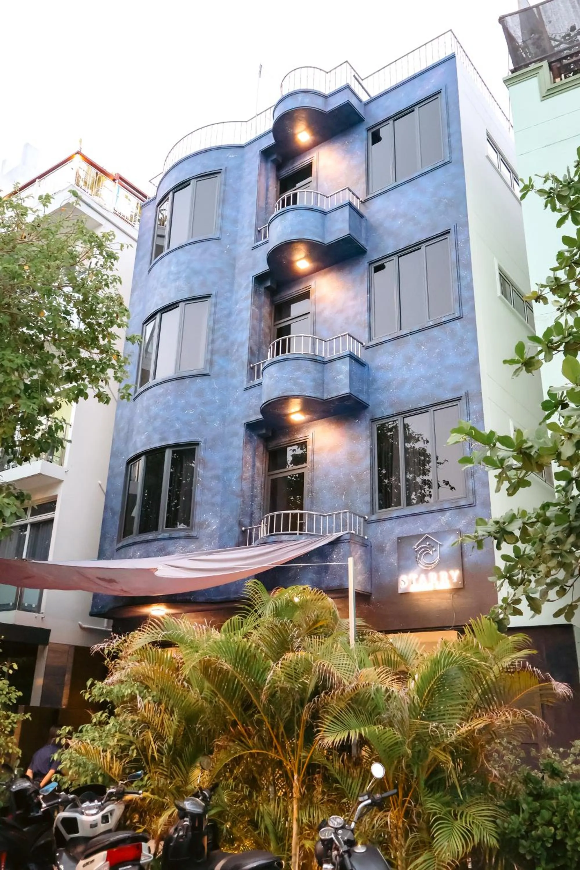 Property building in Starry Beach Inn