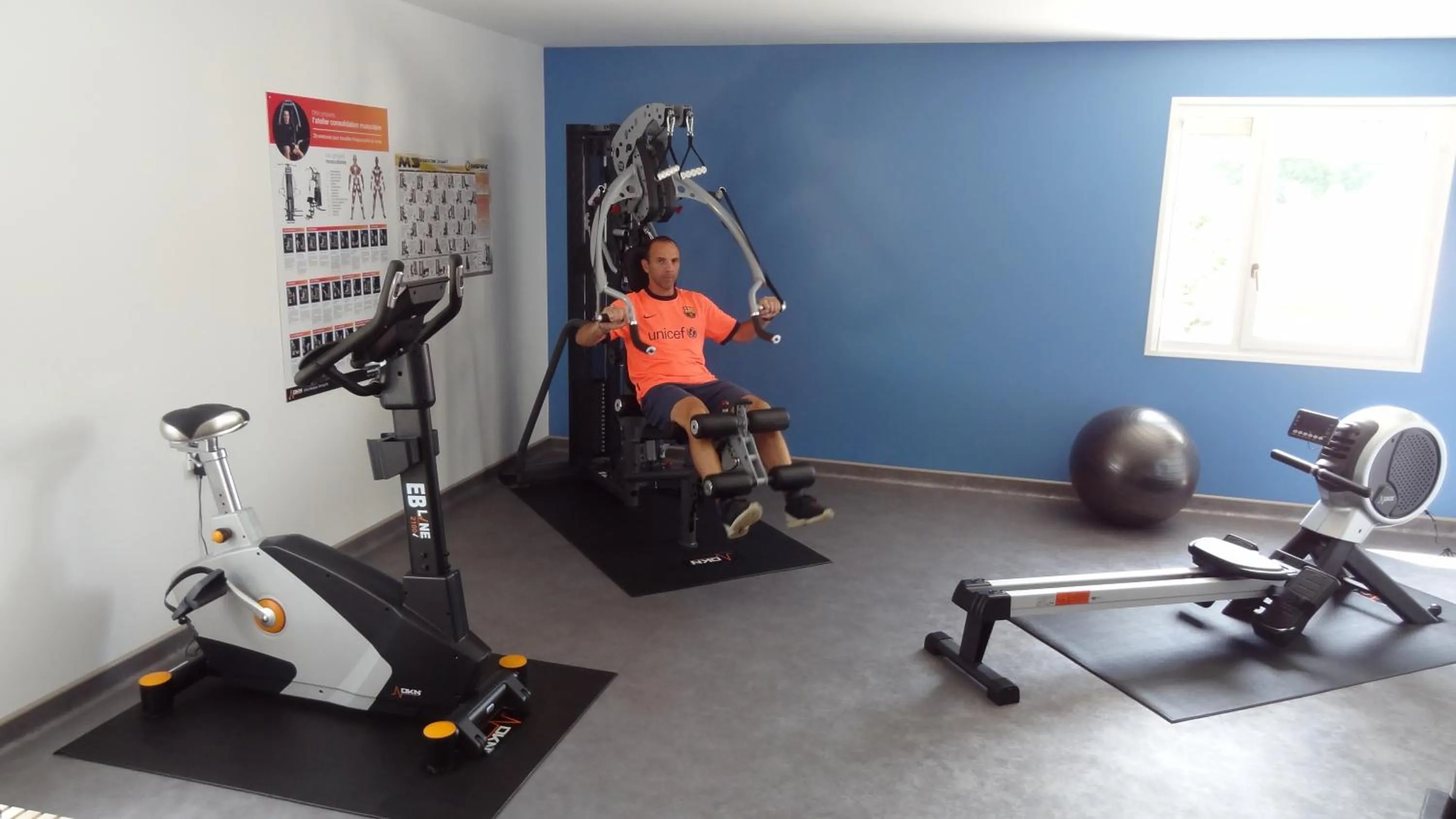 Fitness centre/facilities in Hôtel Saphir Lyon