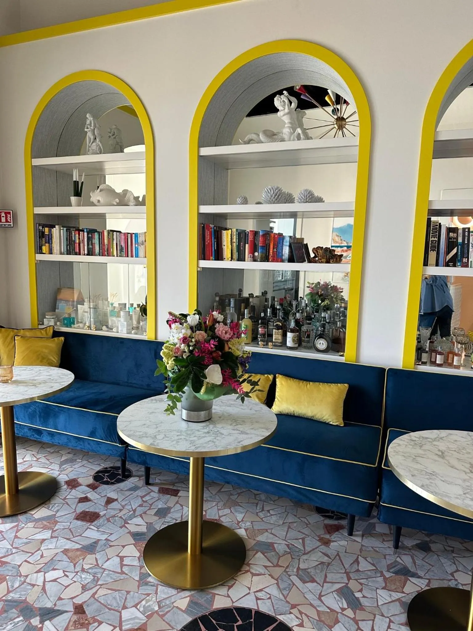 Seating area in La Dolce Vita a Tropea