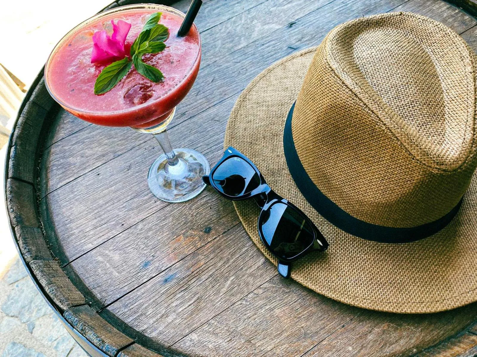 Maya Bistro Hotel & Beach