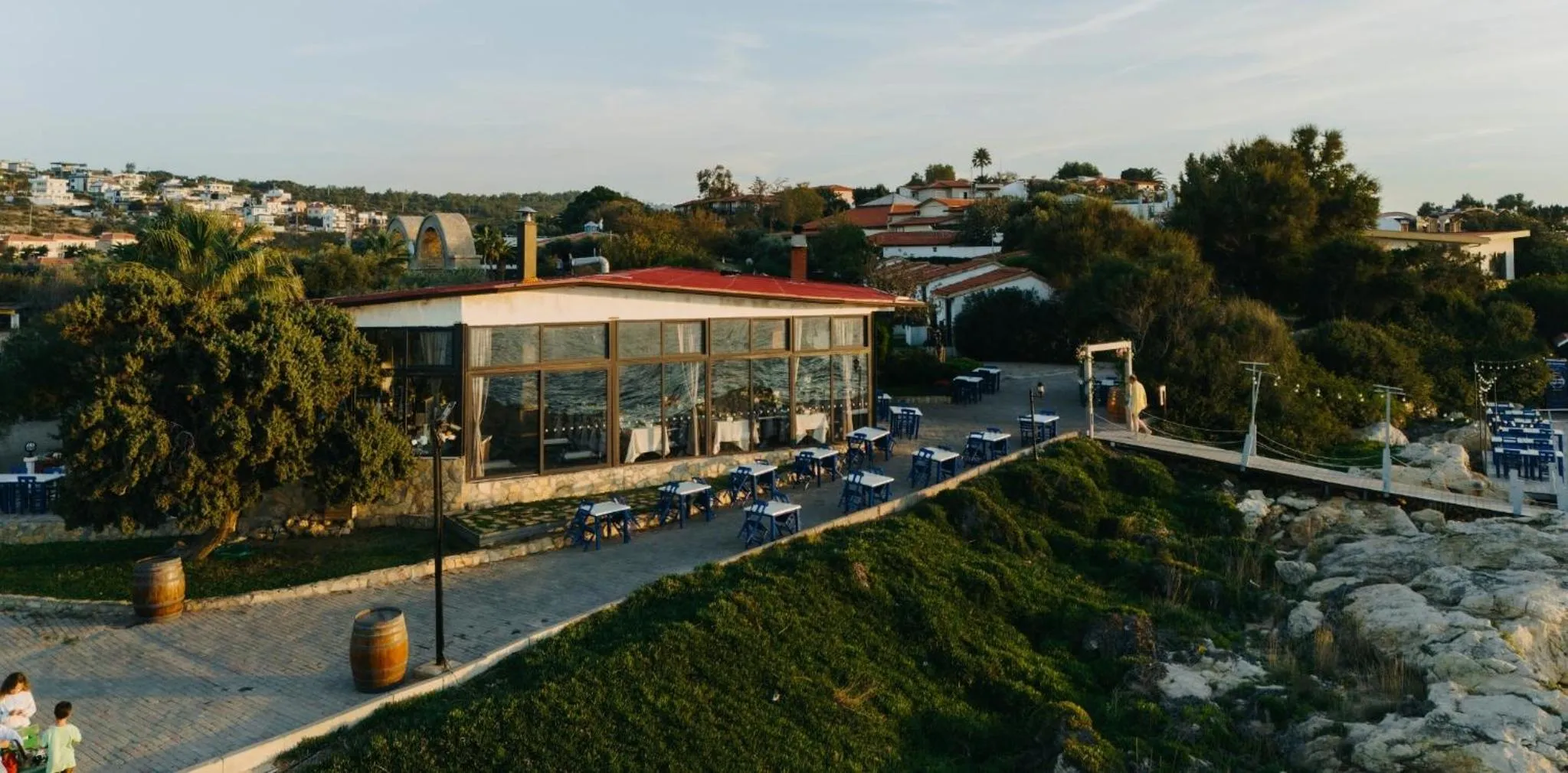 Restaurant/places to eat in Maya Bistro Hotel & Beach