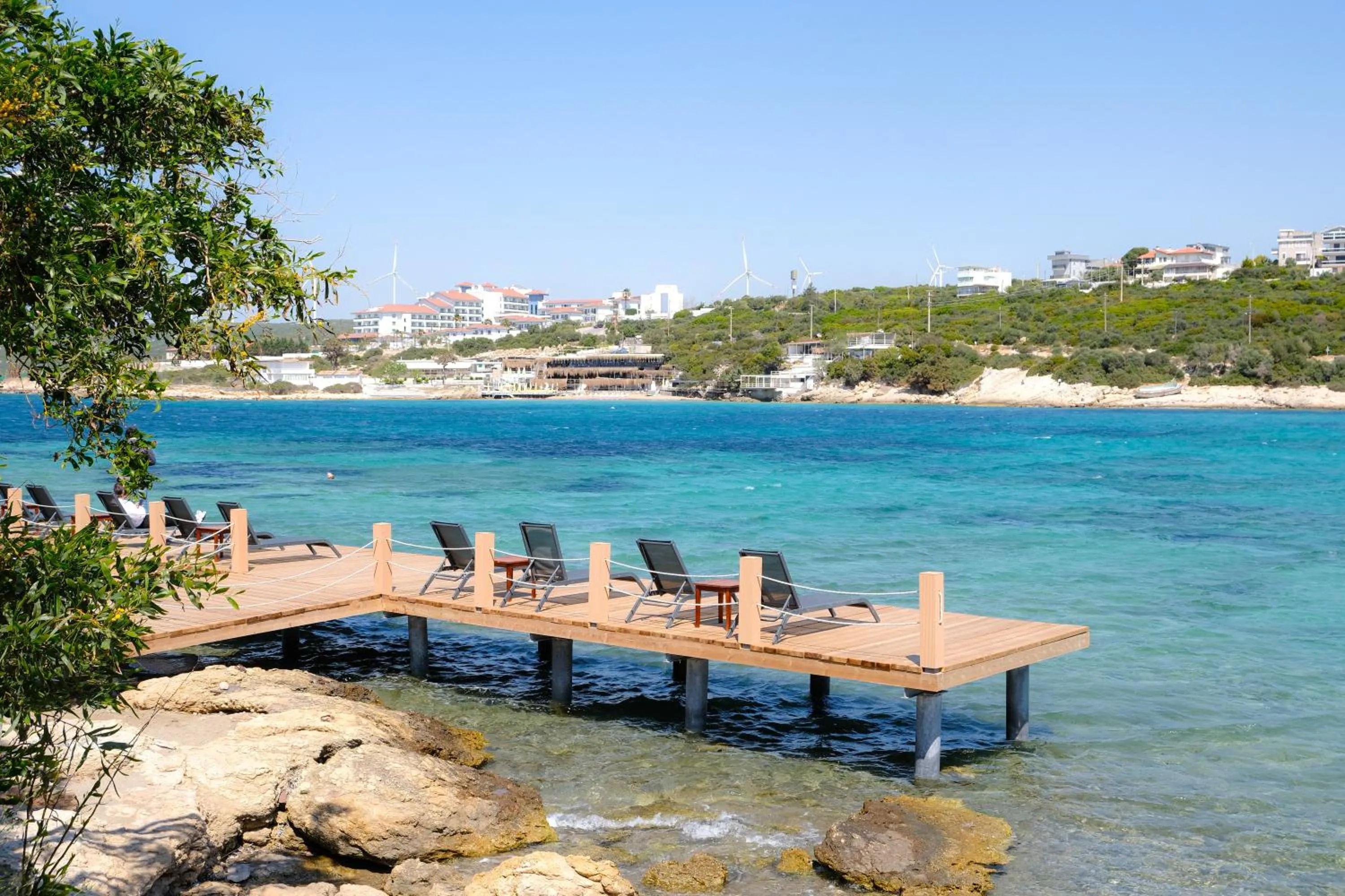 Beach in Maya Bistro Hotel & Beach