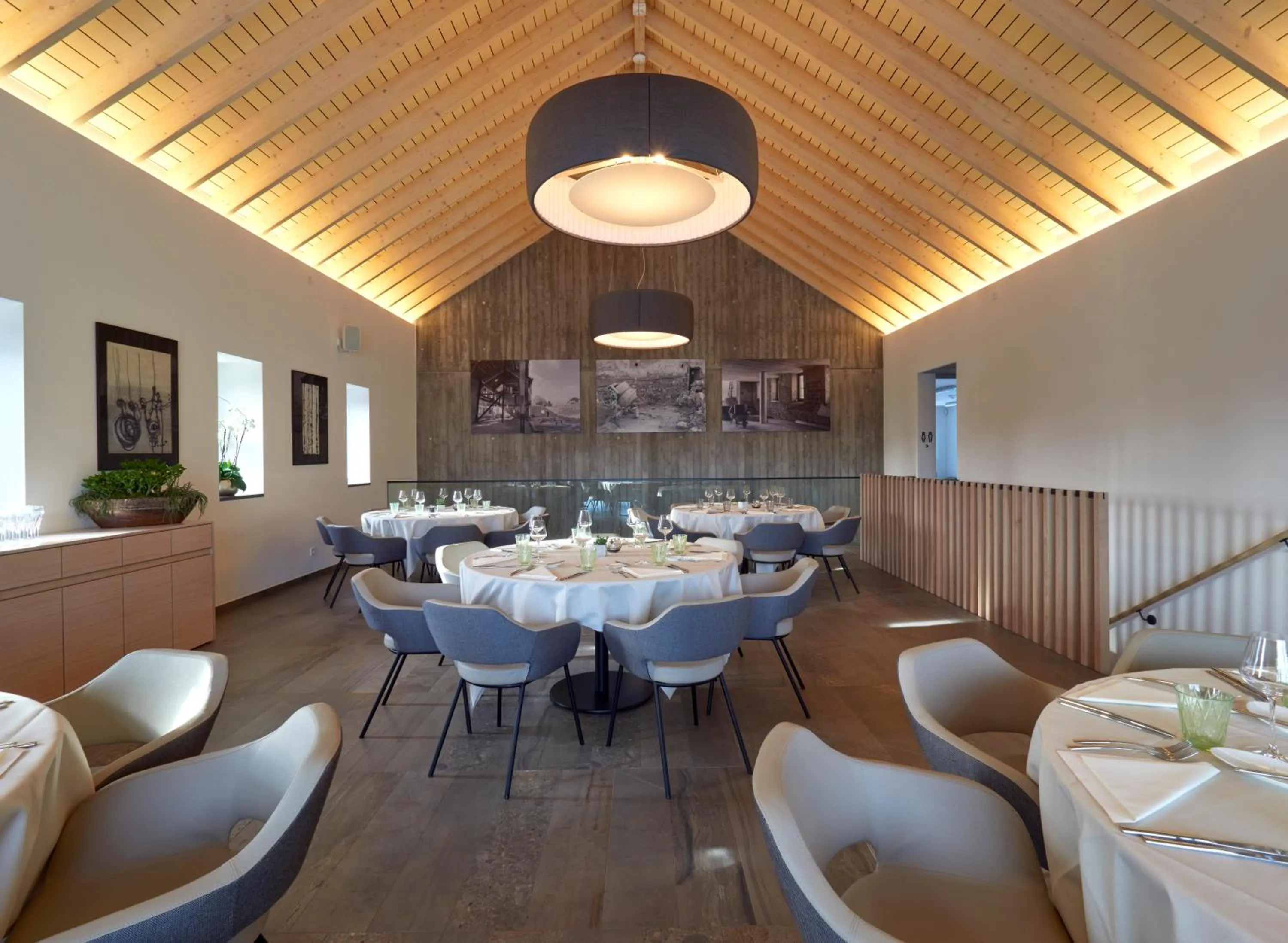 Restaurant/places to eat in Hostellerie Stafelter