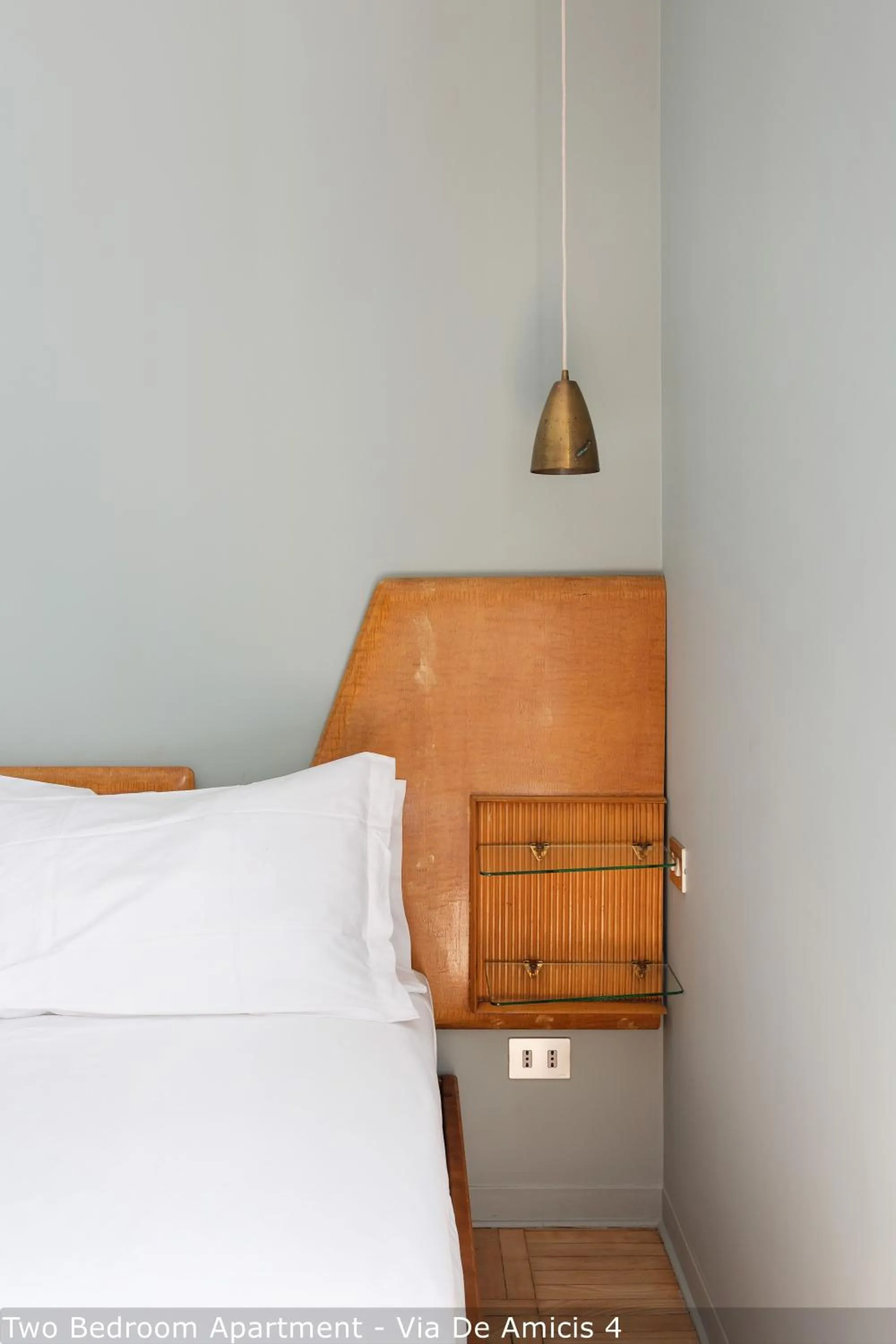 Bed in Brera Apartments in Porta Ticinese