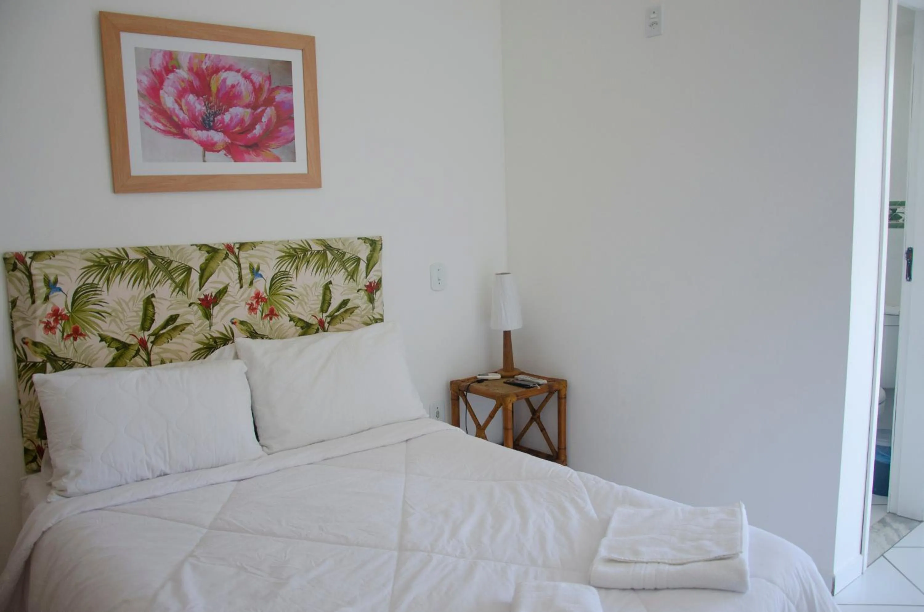 Photo of the whole room, Bed in Pousada Kairos & Spa em Búzios