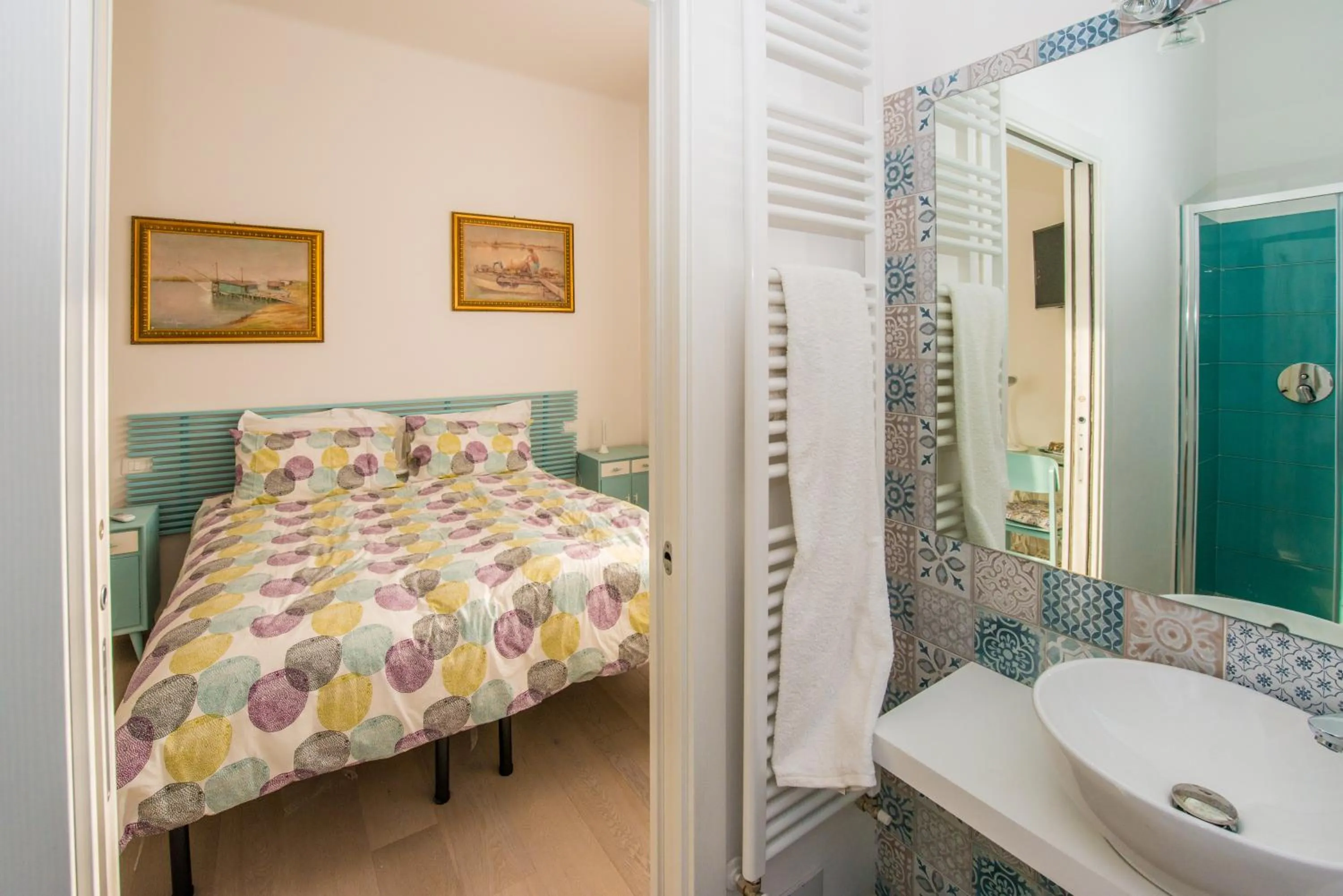 Bed in Ramo Rosso di Paolo Natalini