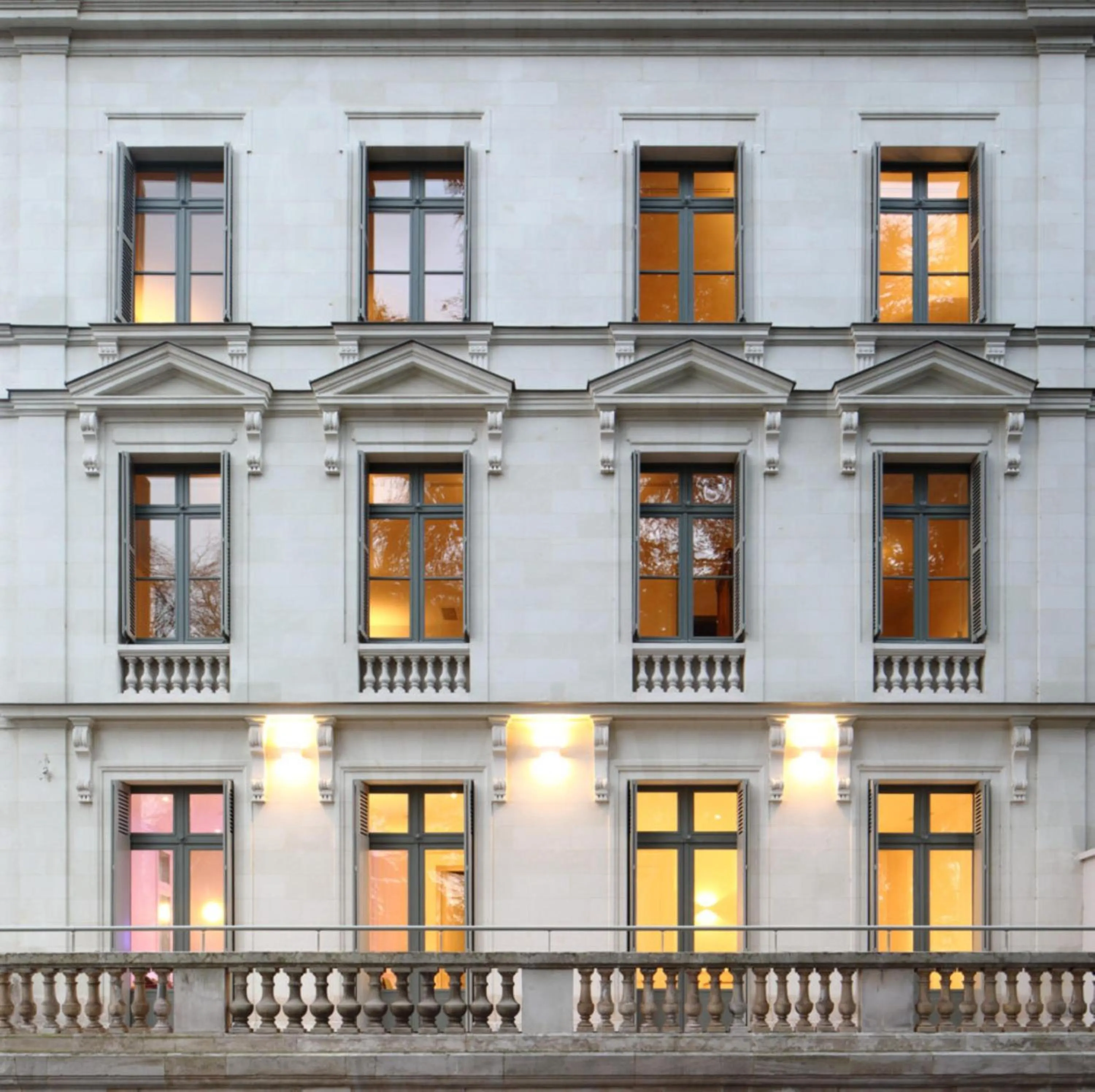 Facade/entrance in Résidence de Tourisme Central Parc Tours