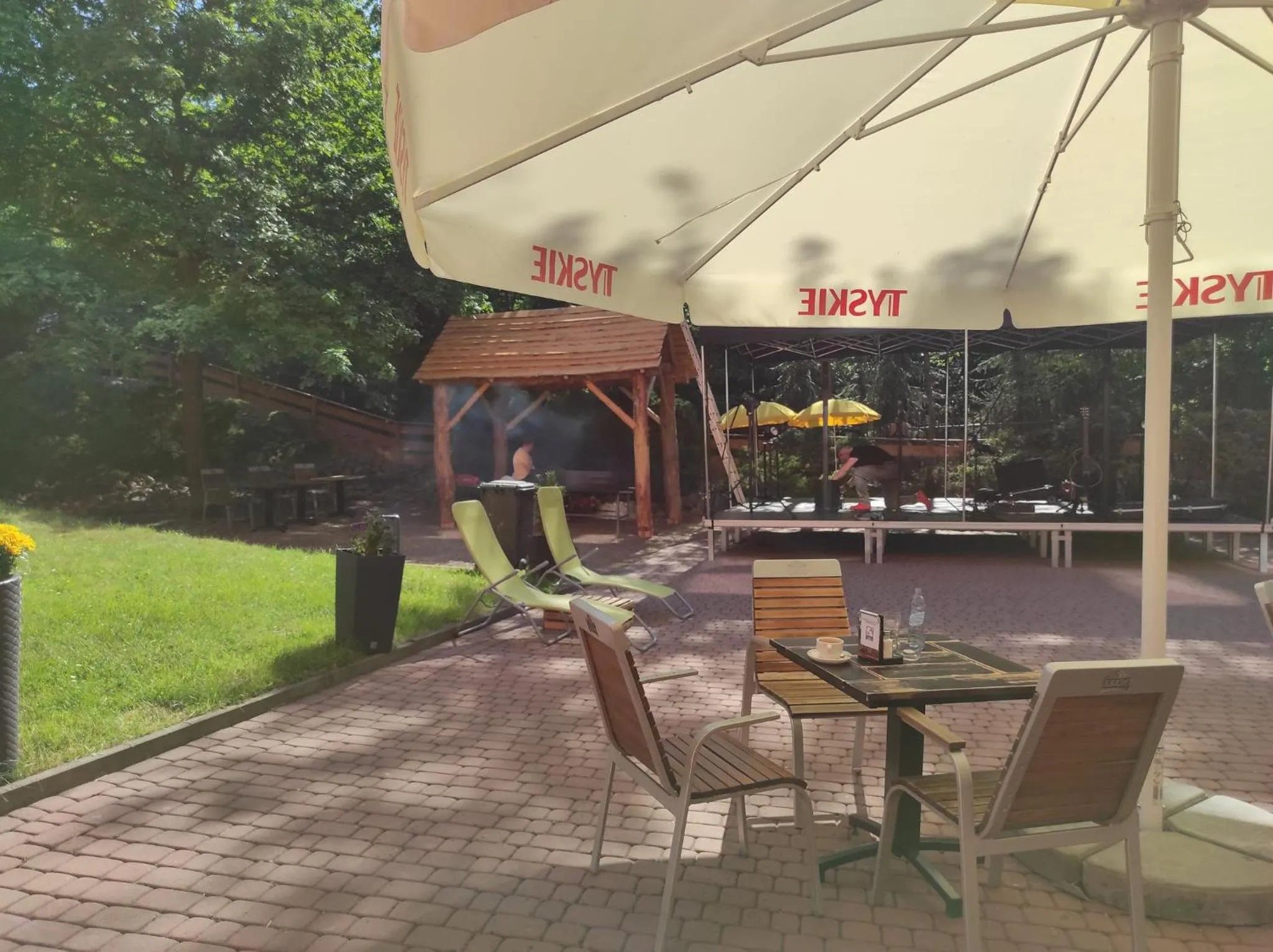 Restaurant/places to eat in Salis Resort