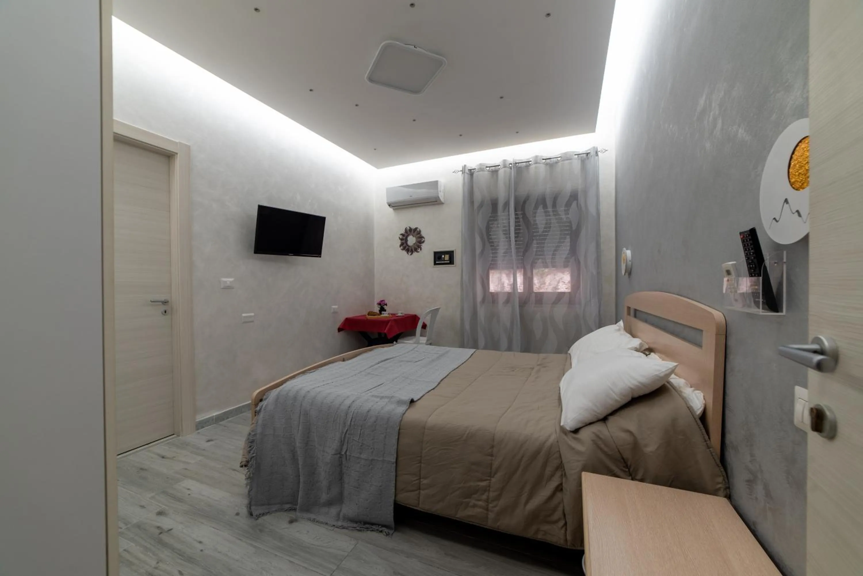 Photo of the whole room, Bed in B&B La Colonna