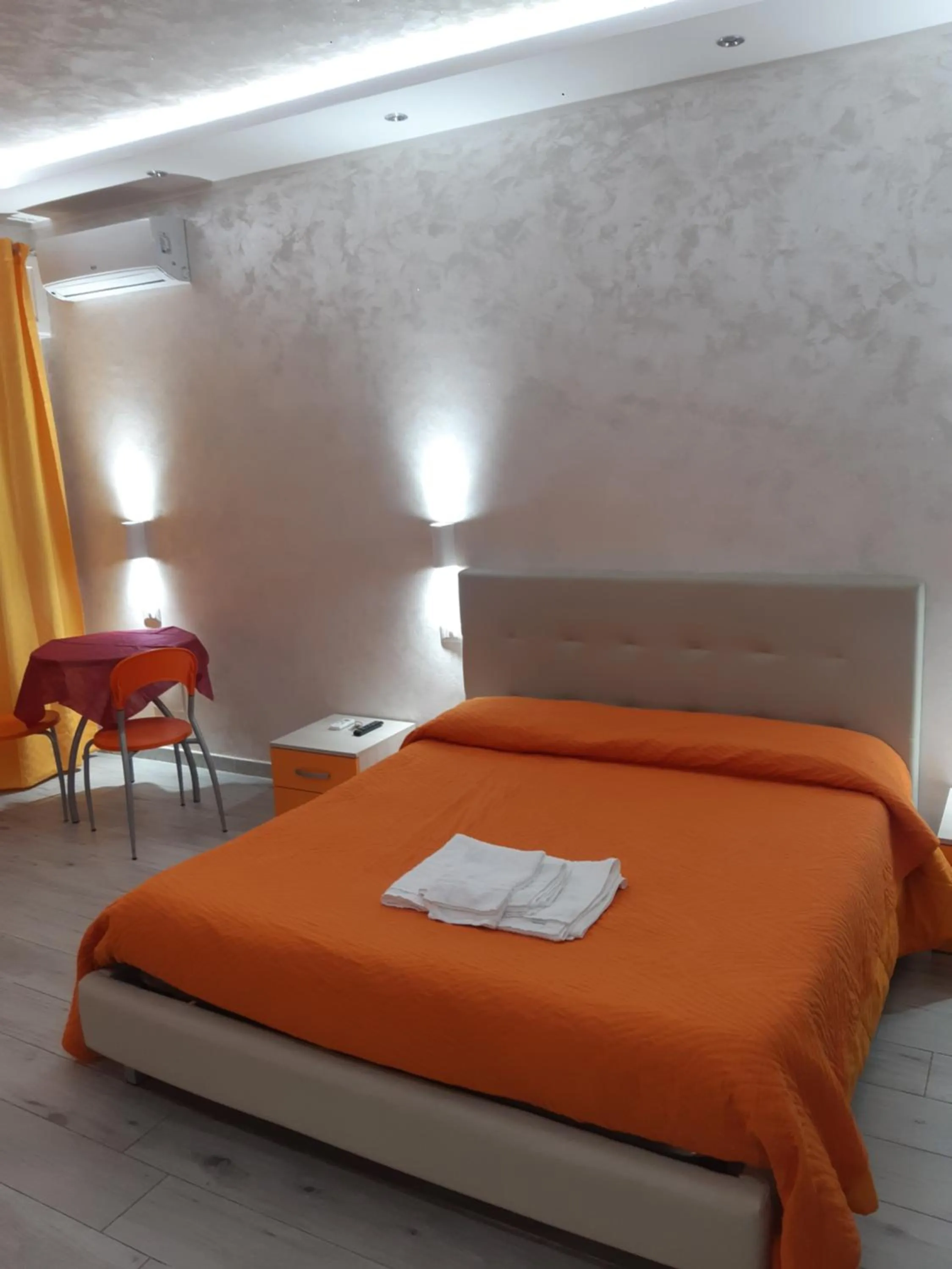 Photo of the whole room, Bed in B&B La Colonna