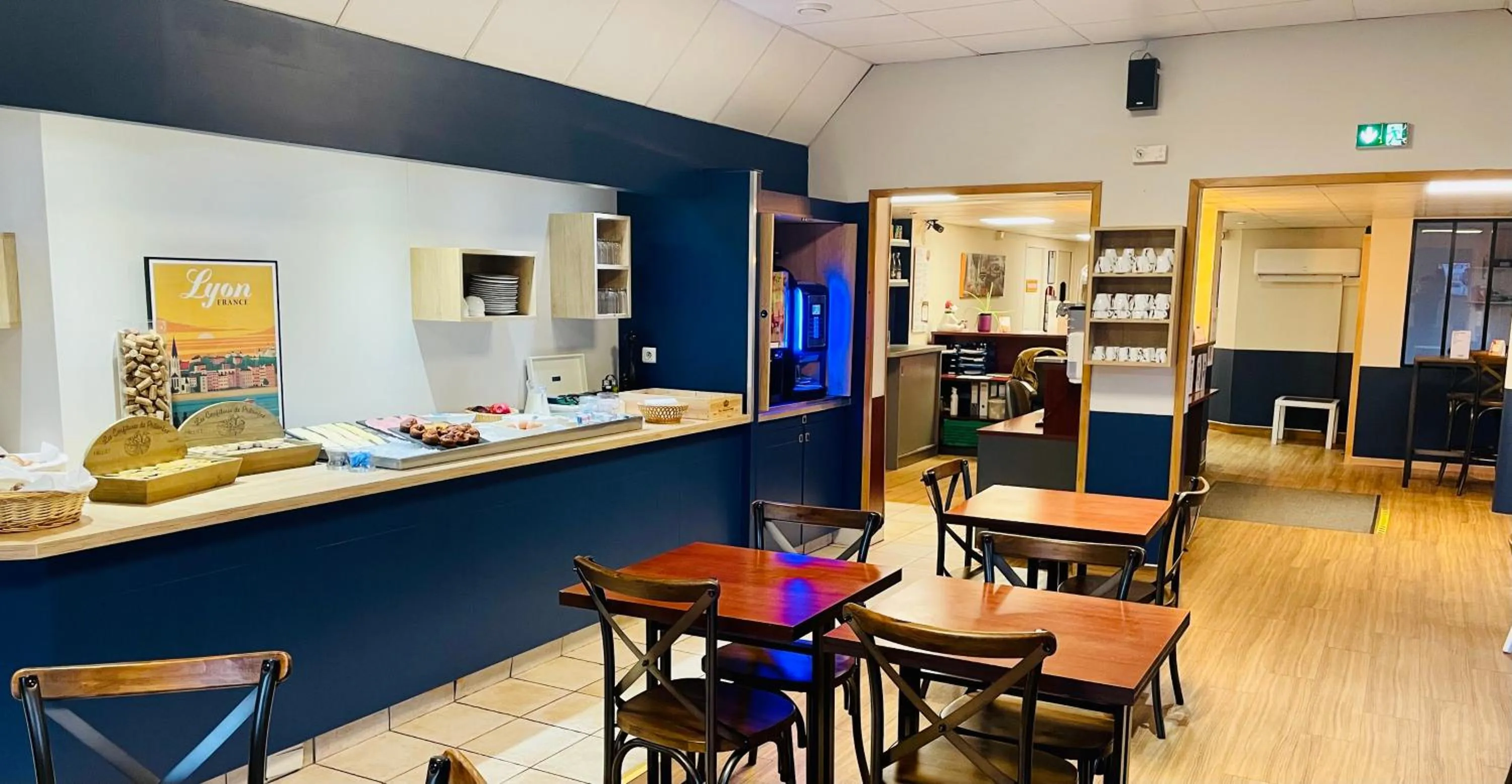 Breakfast in Initial by Balladins Lyon Villefranche-sur-Saône