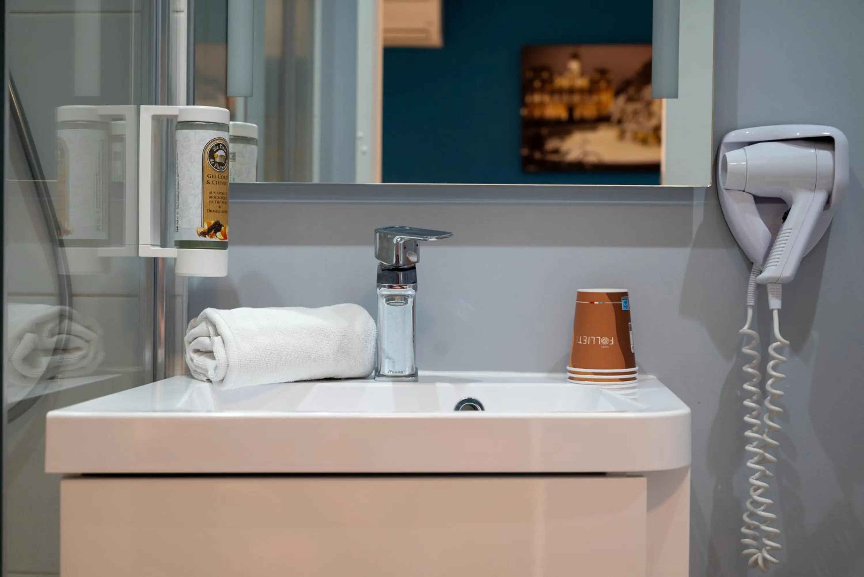 Bathroom in Initial by Balladins Lyon Villefranche-sur-Saône