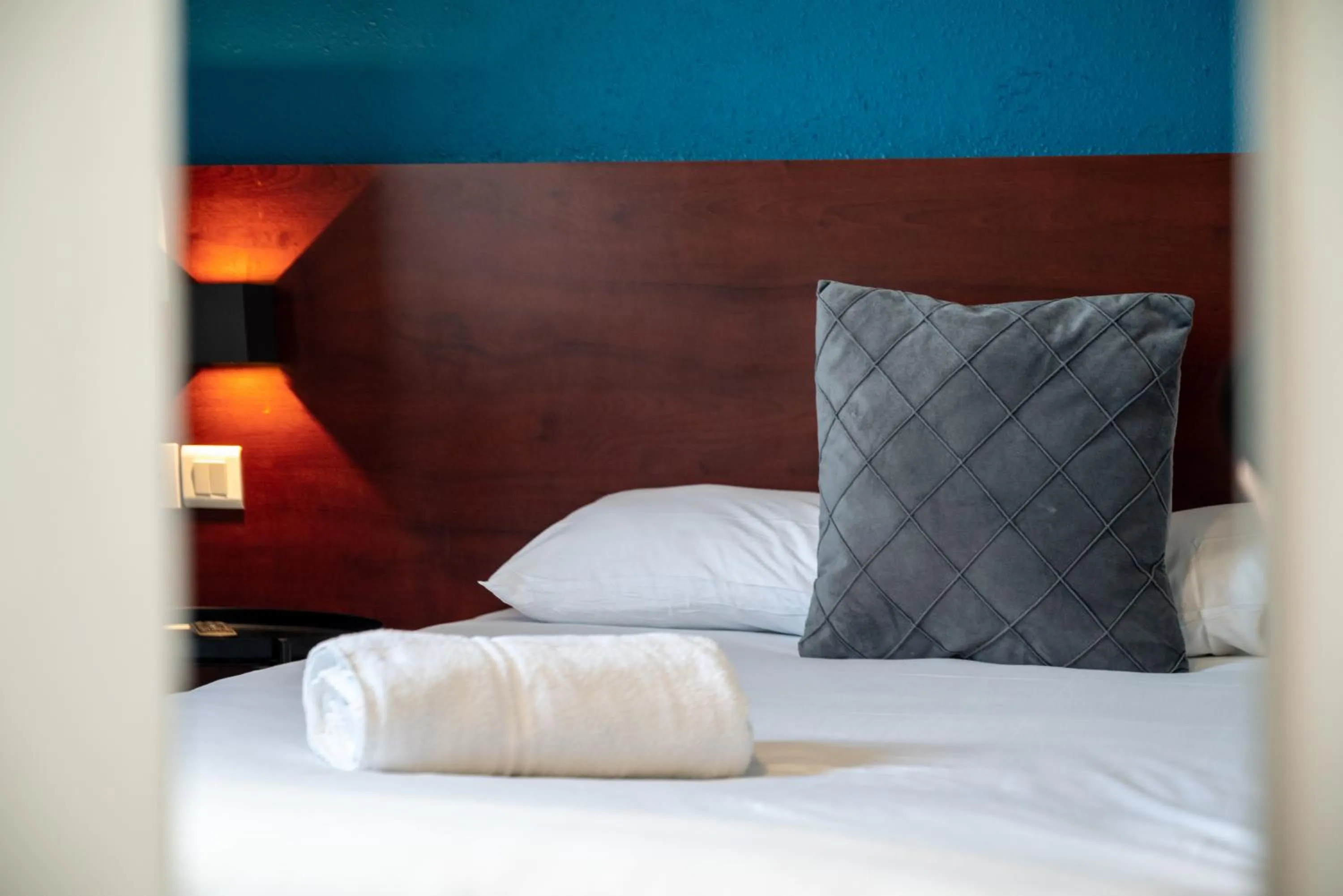 View (from property/room), Bed in Initial by Balladins Lyon Villefranche-sur-Saône