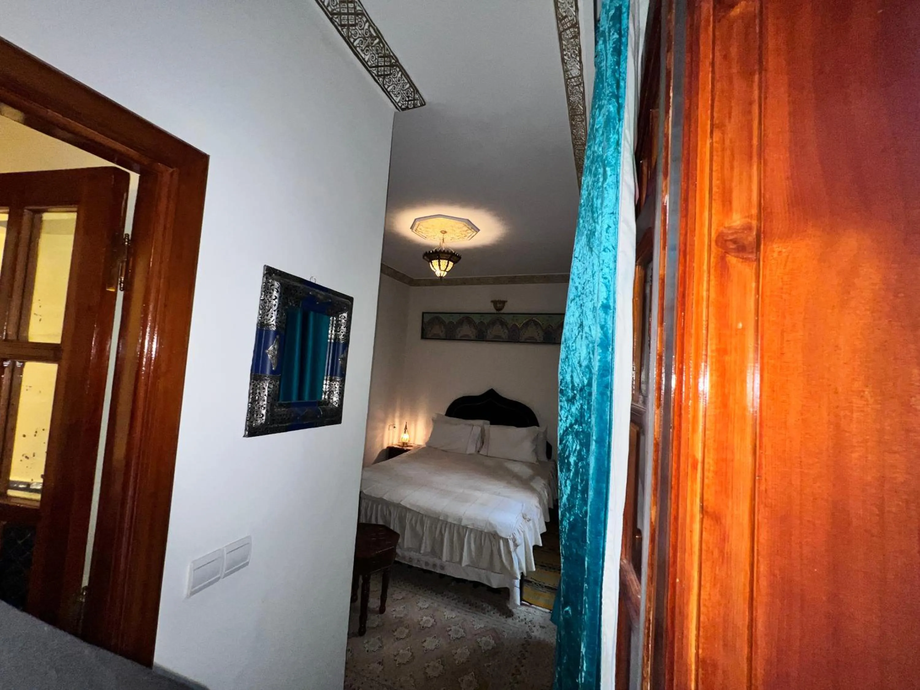 Bed in Fès Riad Scalia Traditional Guesthouse Morocco