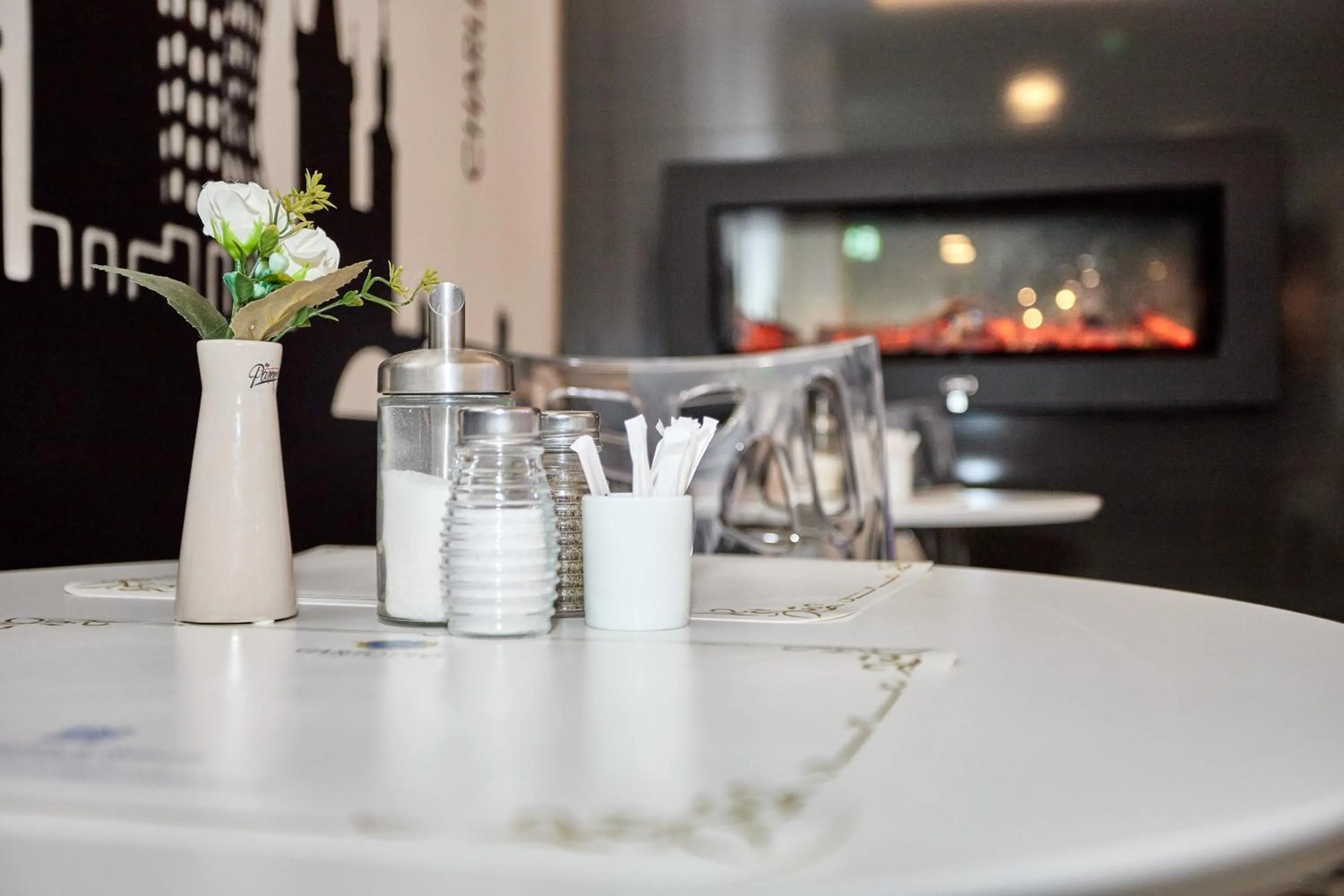 Breakfast in Hotel Garden Court