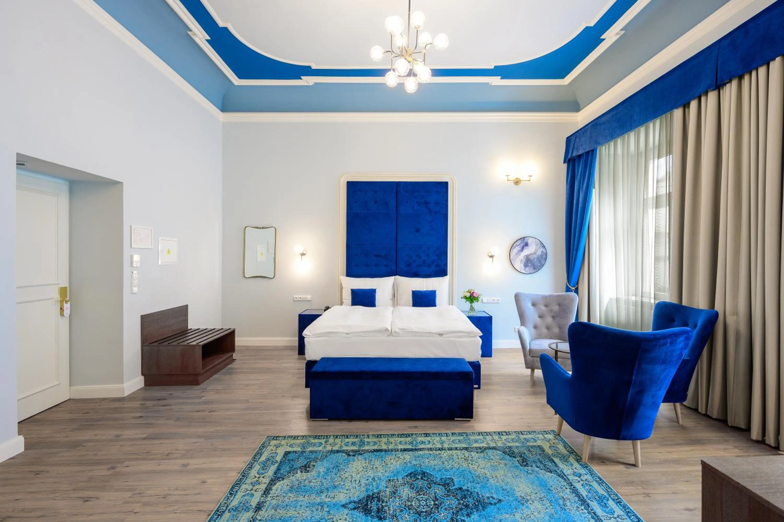 Bed in Hotel Garden Court