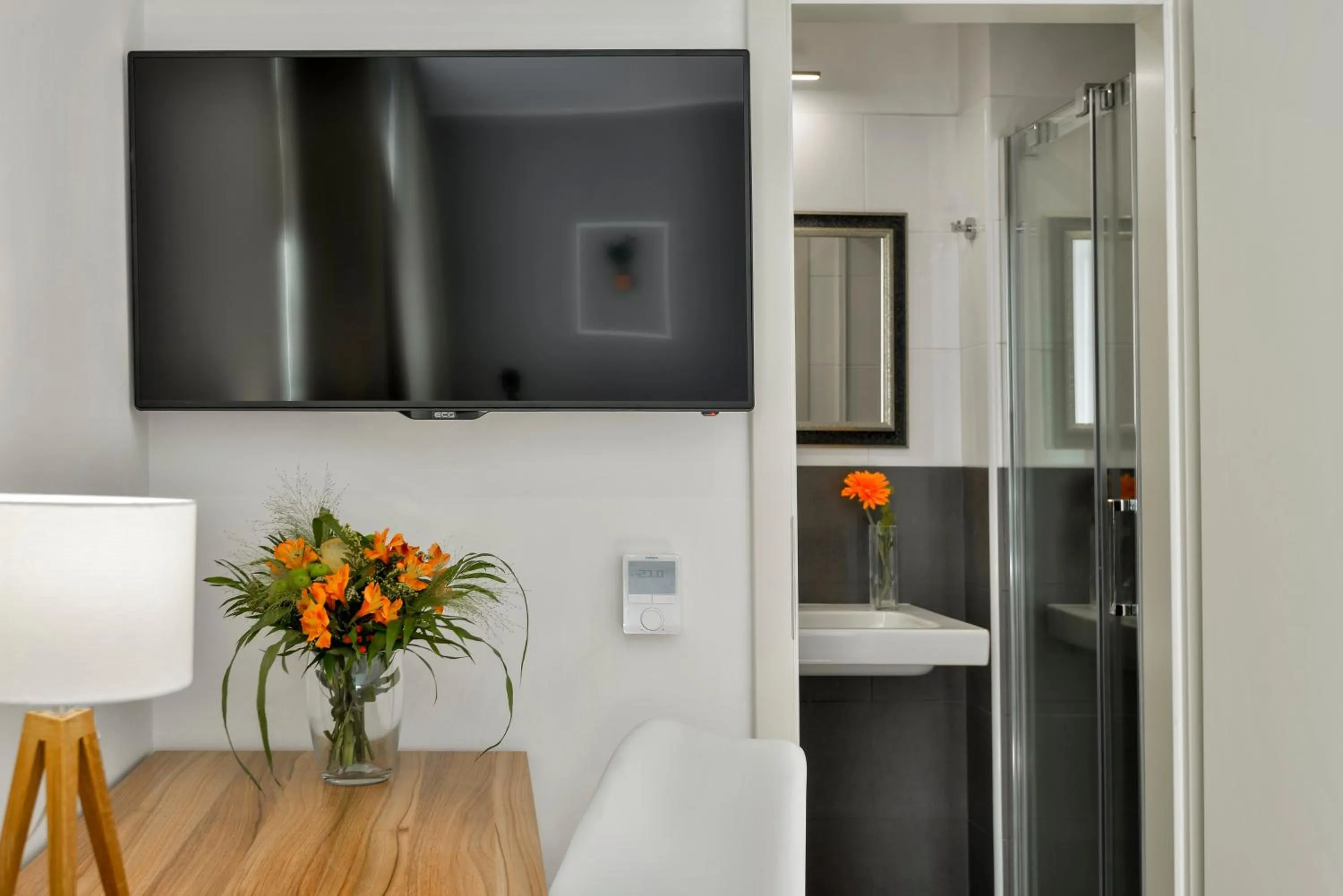 Bathroom in Hotel Garden Court