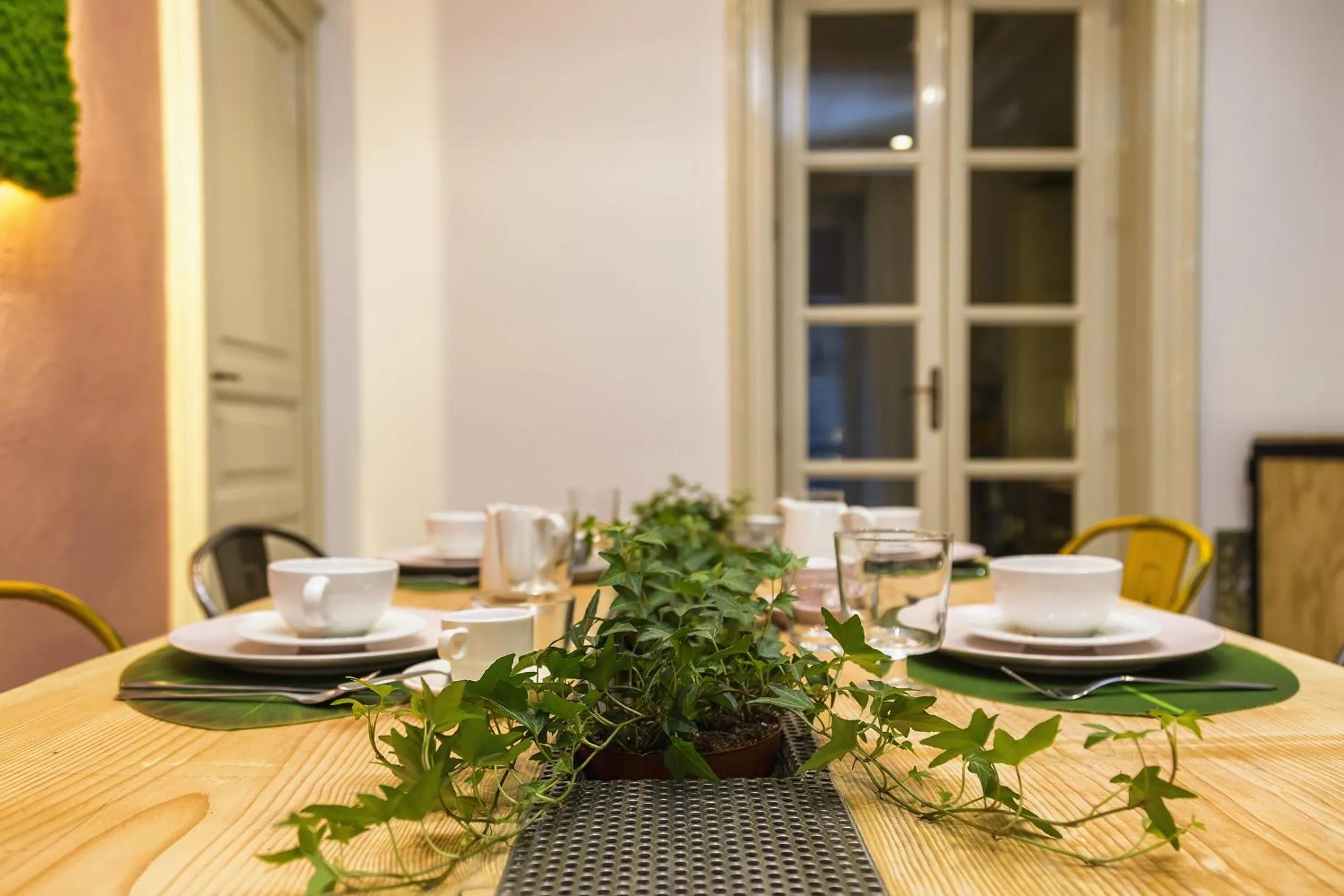 Dining area in B&B 4 ELEMENTI CATANIA