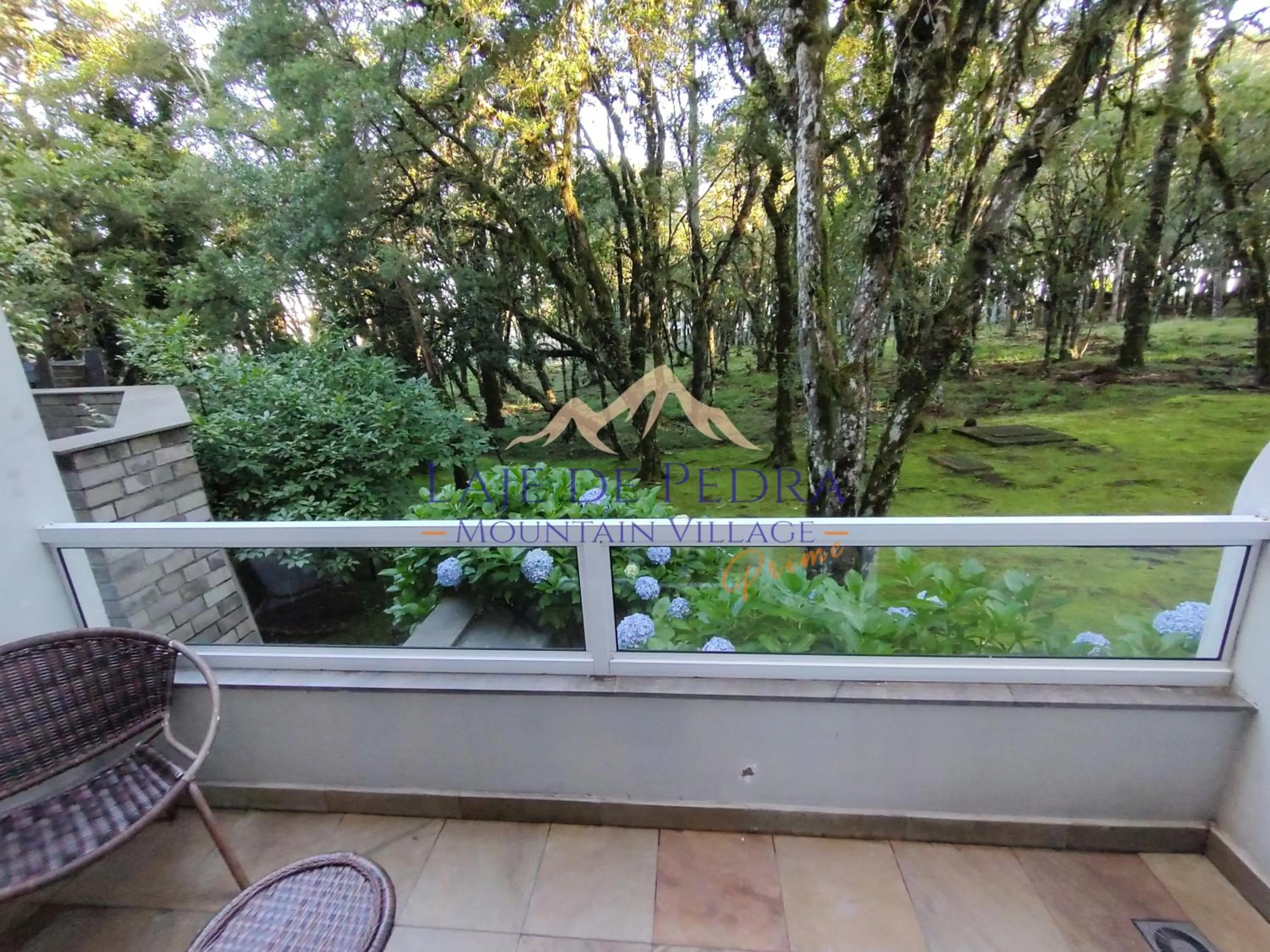 Patio in Laje de Pedra Mountain VillagePrime