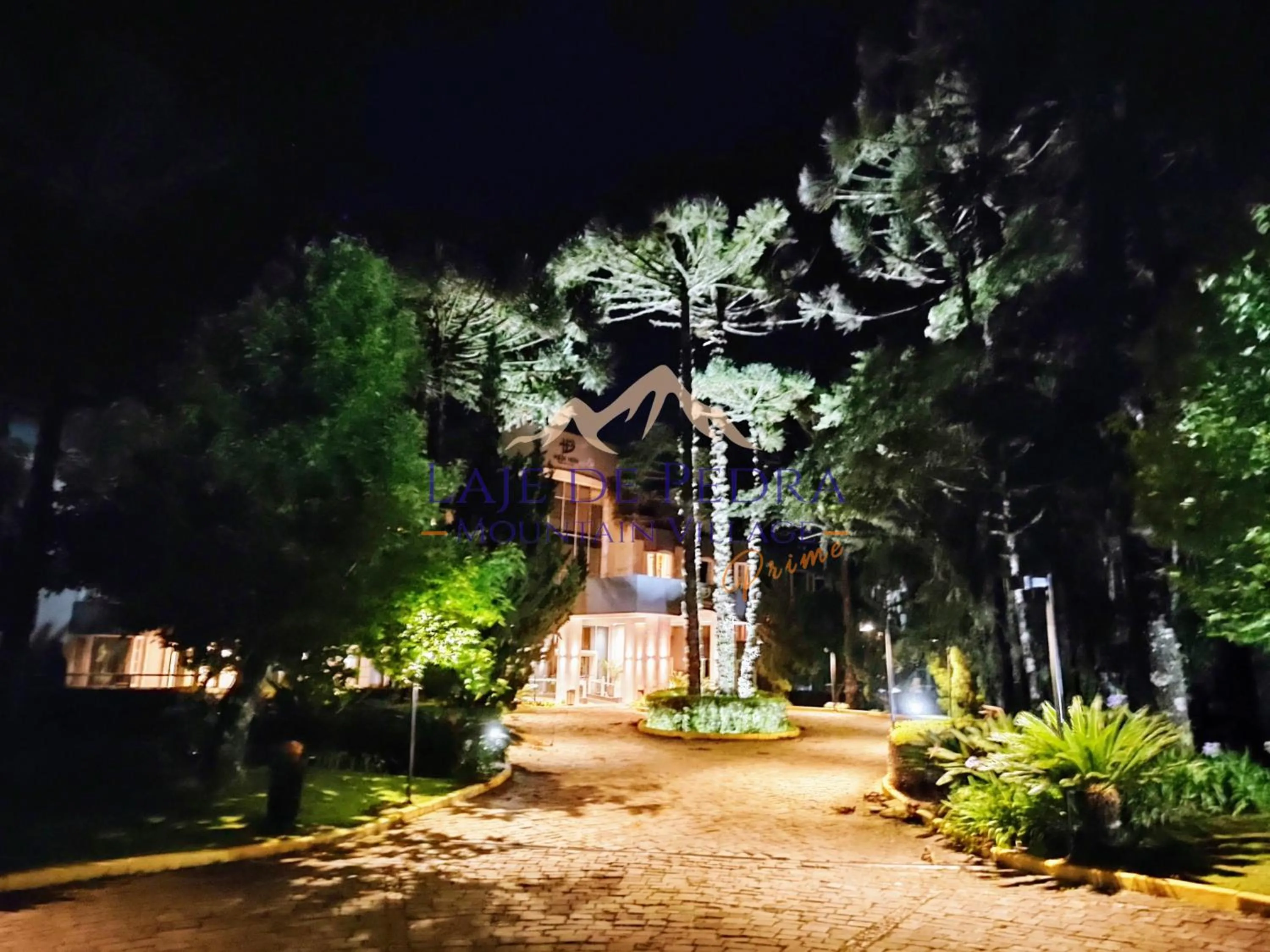 Facade/entrance in Laje de Pedra Mountain VillagePrime