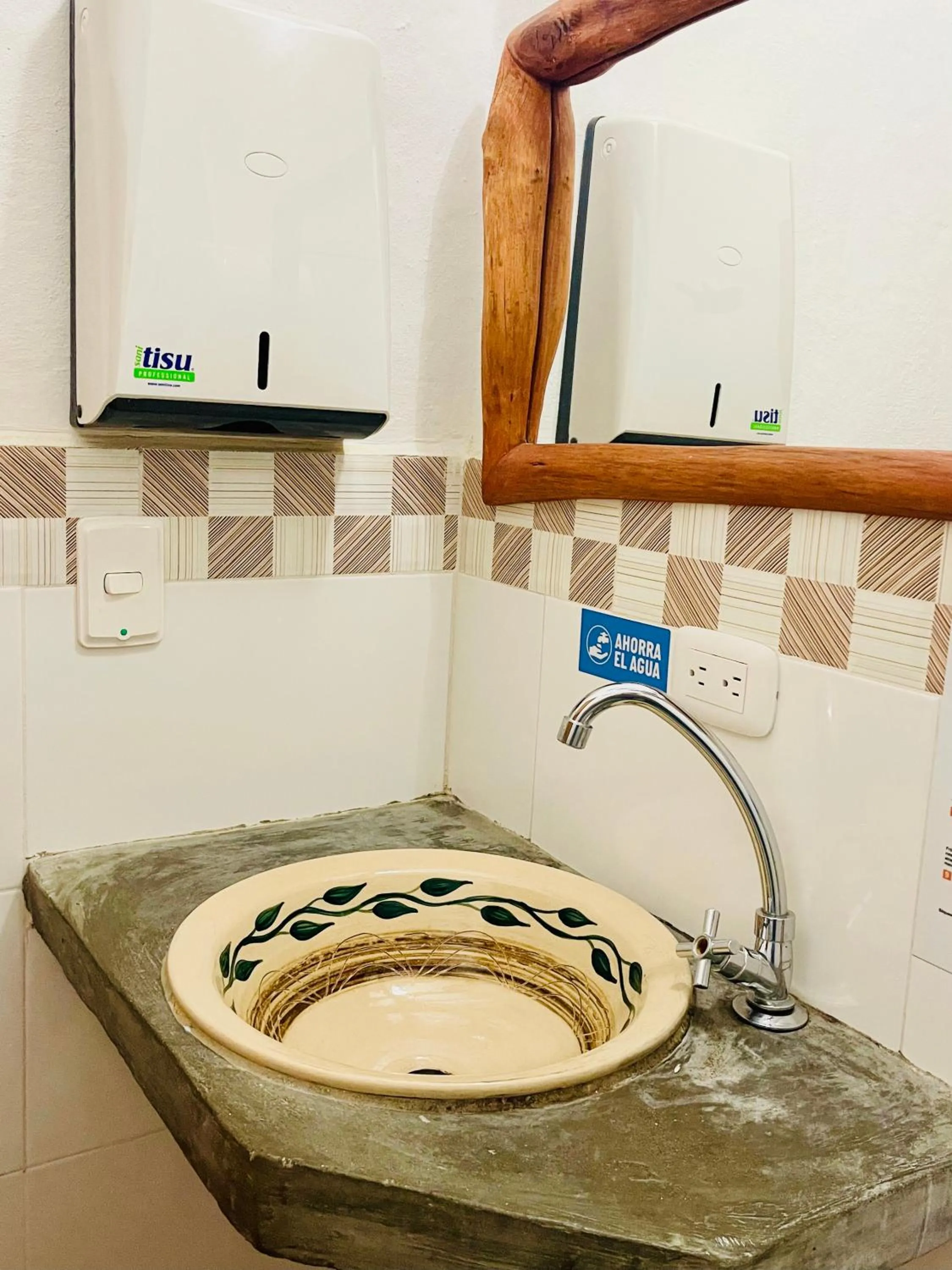 Bathroom in Hotel Victoria Barichara