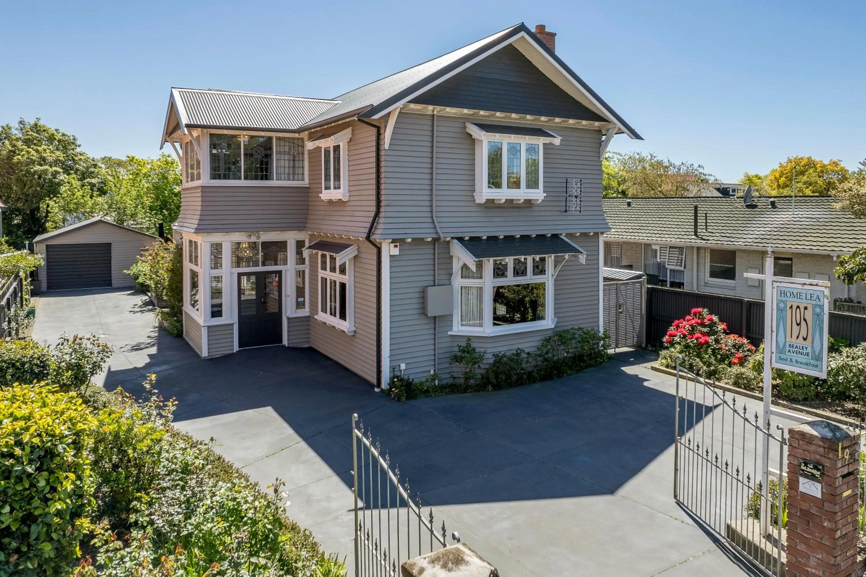 Property building in Homelea Bed and Breakfast