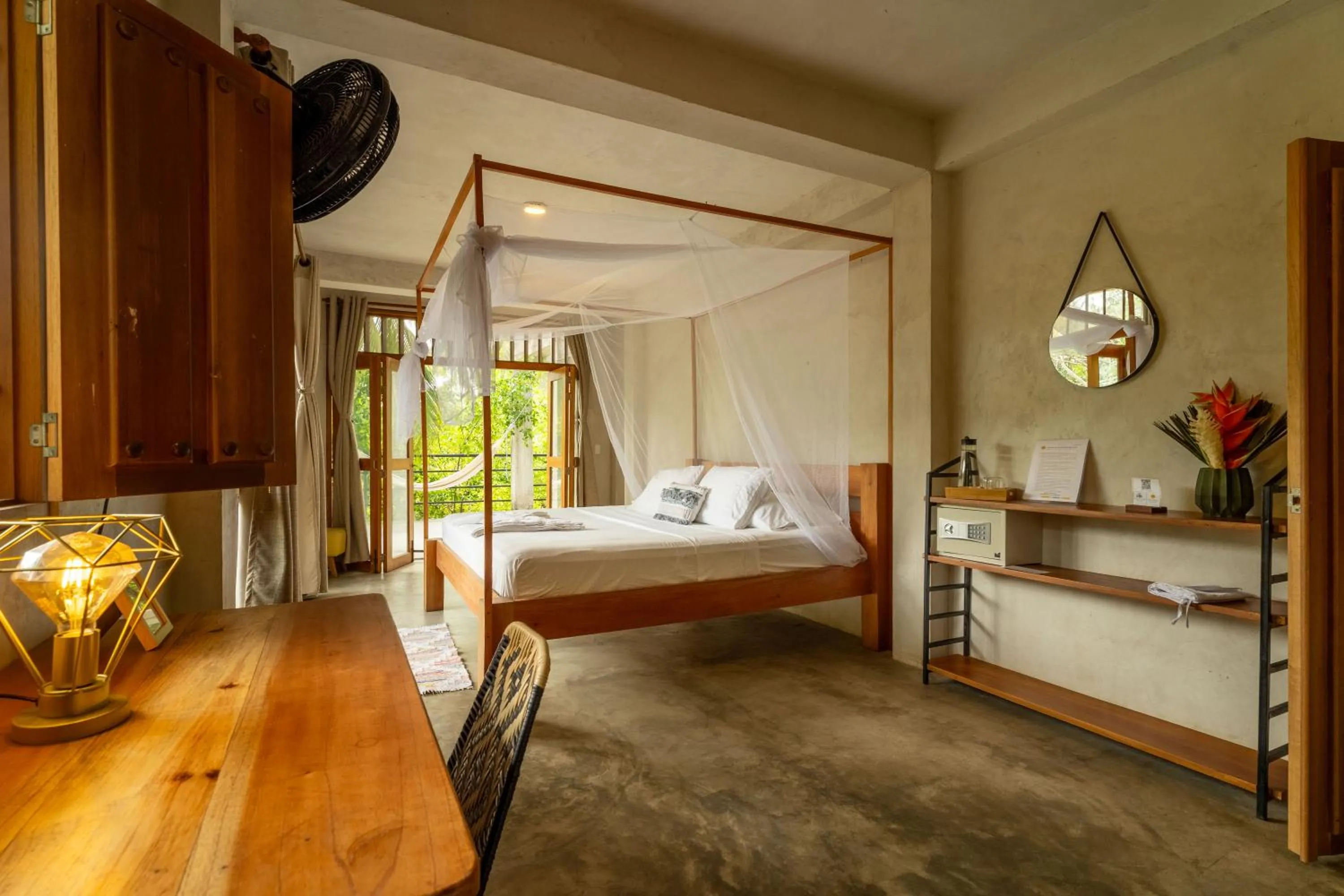 Deluxe Junior Suite in Casa Chapolin Boutique Guesthouse