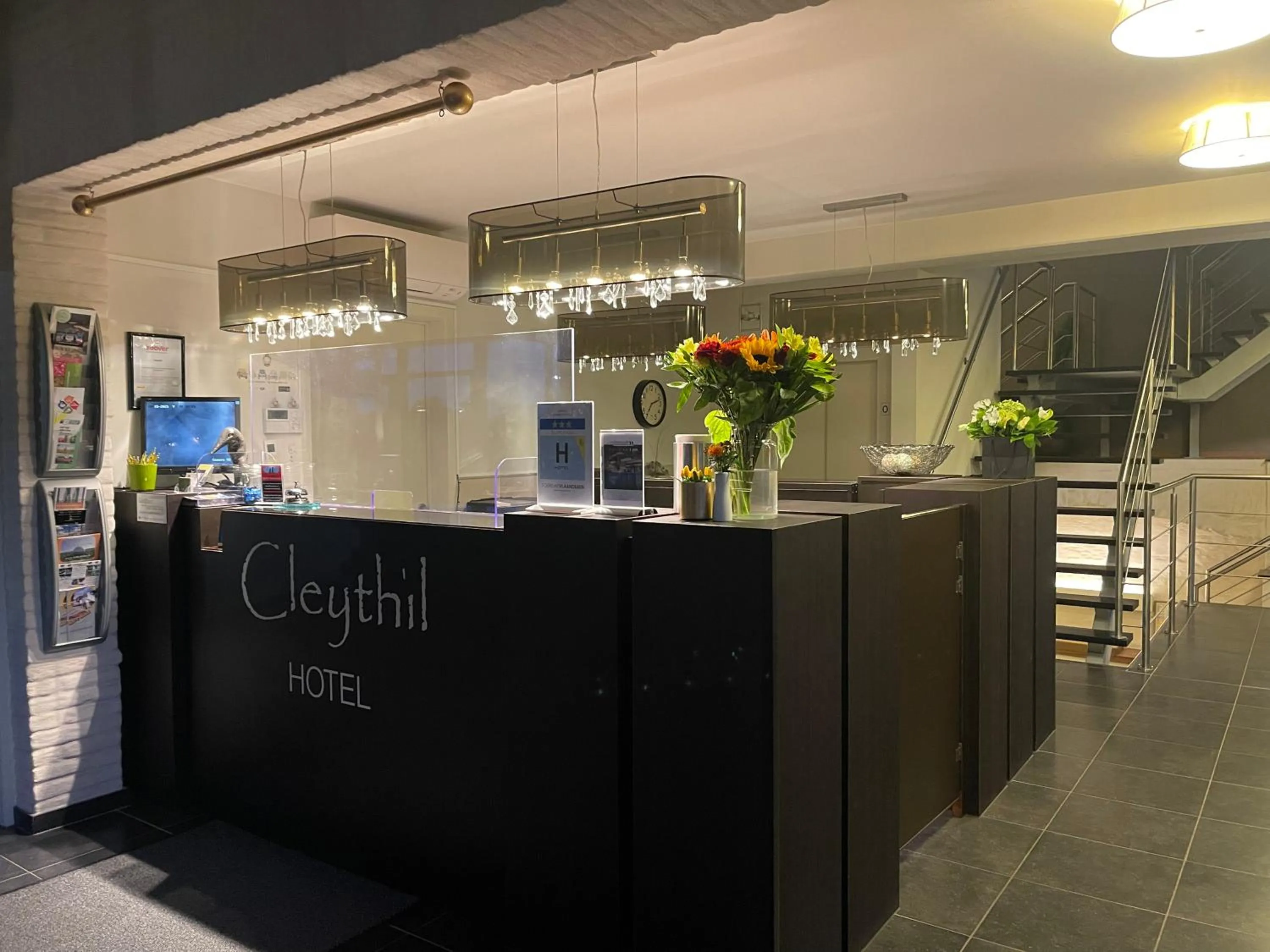 Cleythil Hotel