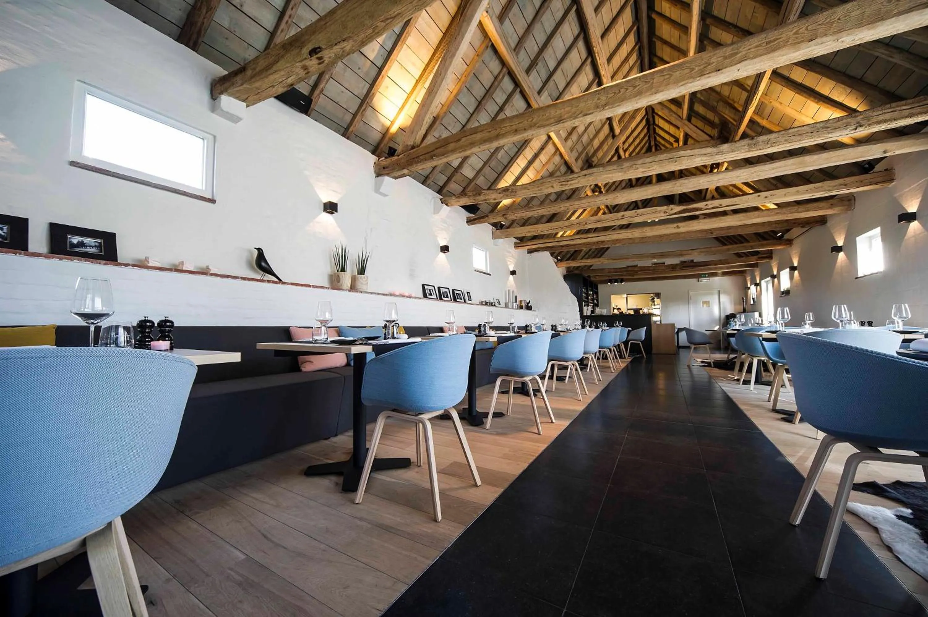 Restaurant/places to eat in Cleythil Hotel