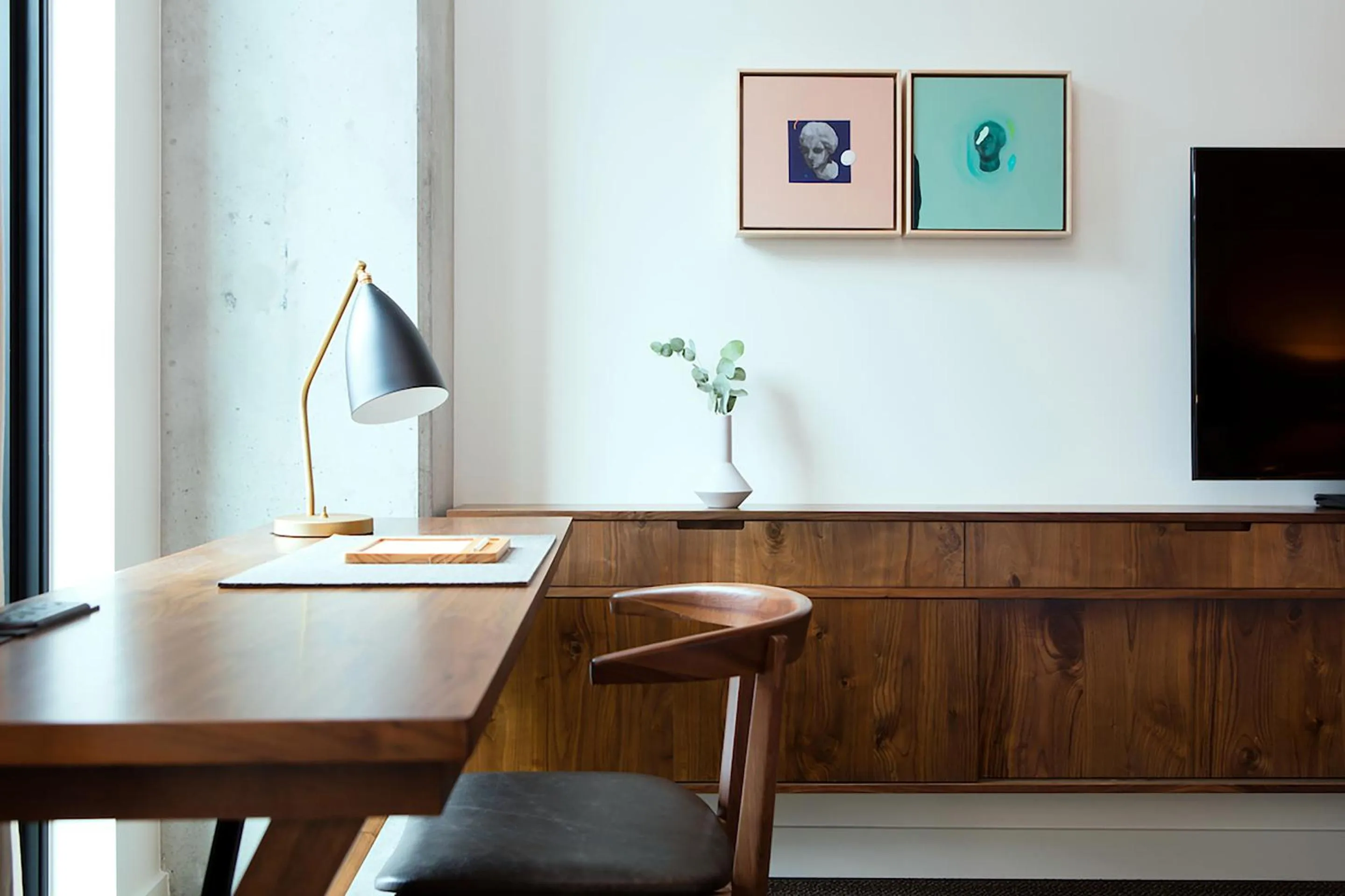 Bedroom in Limelight Hotel Denver