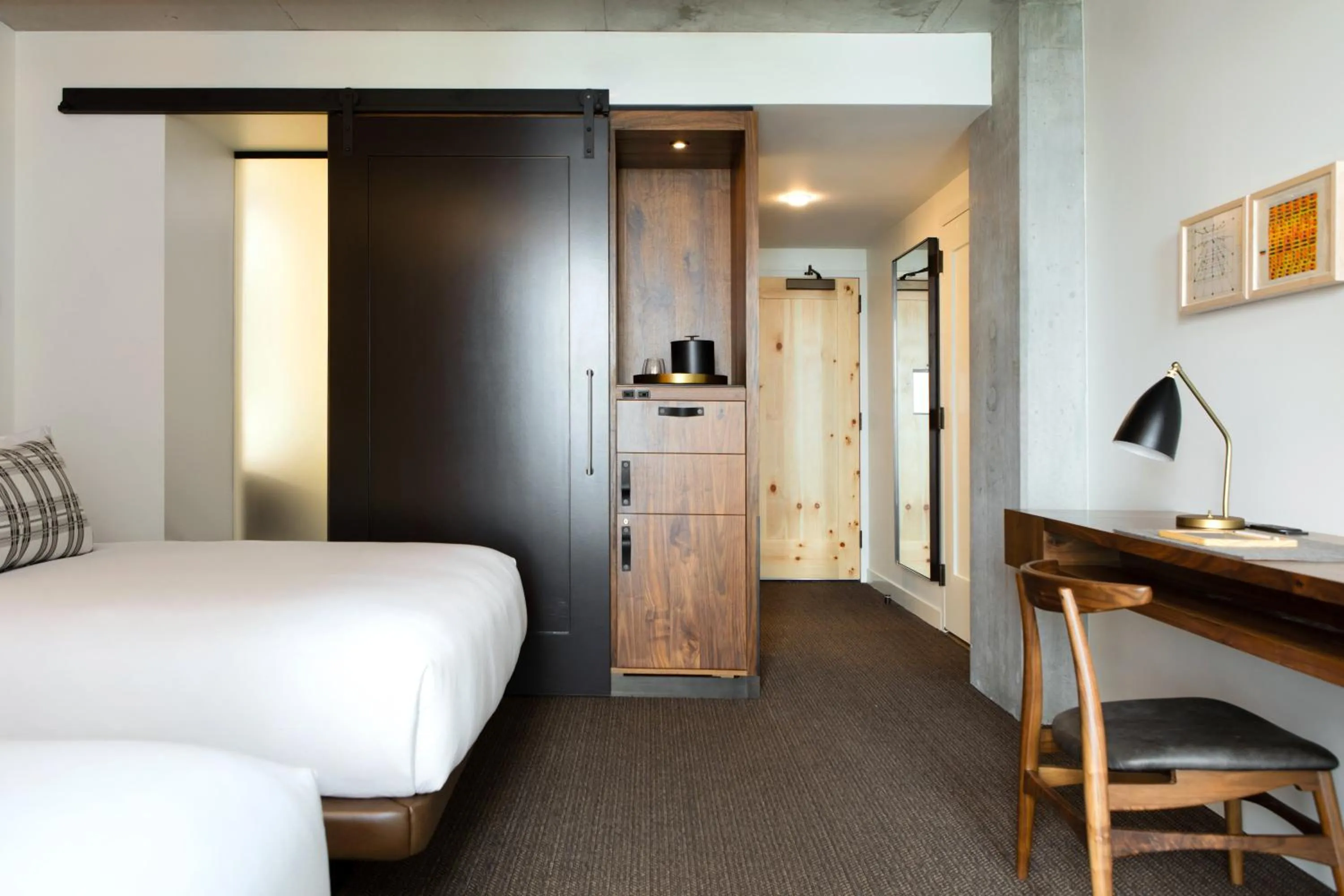 Photo of the whole room, Bed in Limelight Hotel Denver