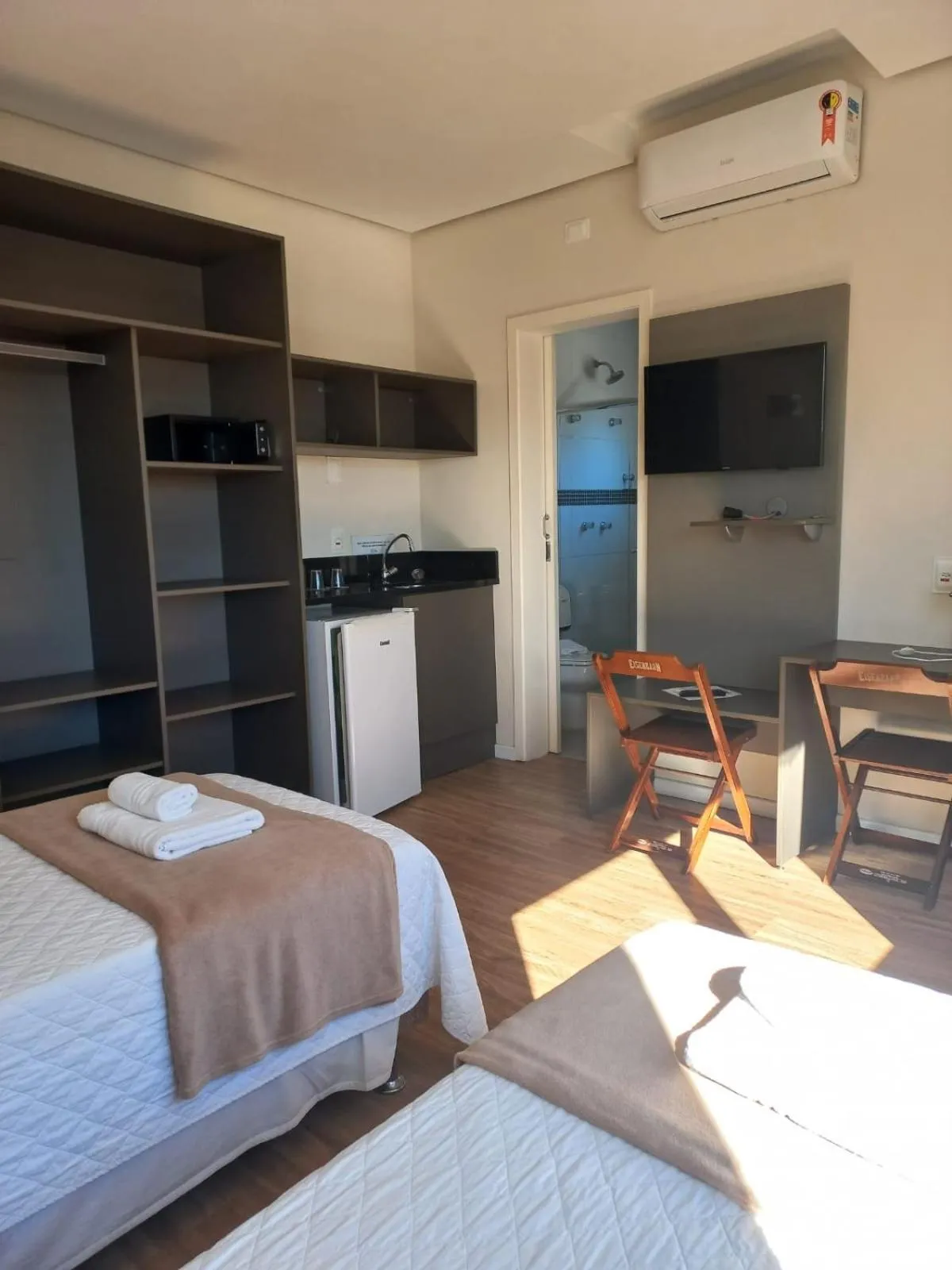 Bathroom, Bed in Pousada Vista da Barra