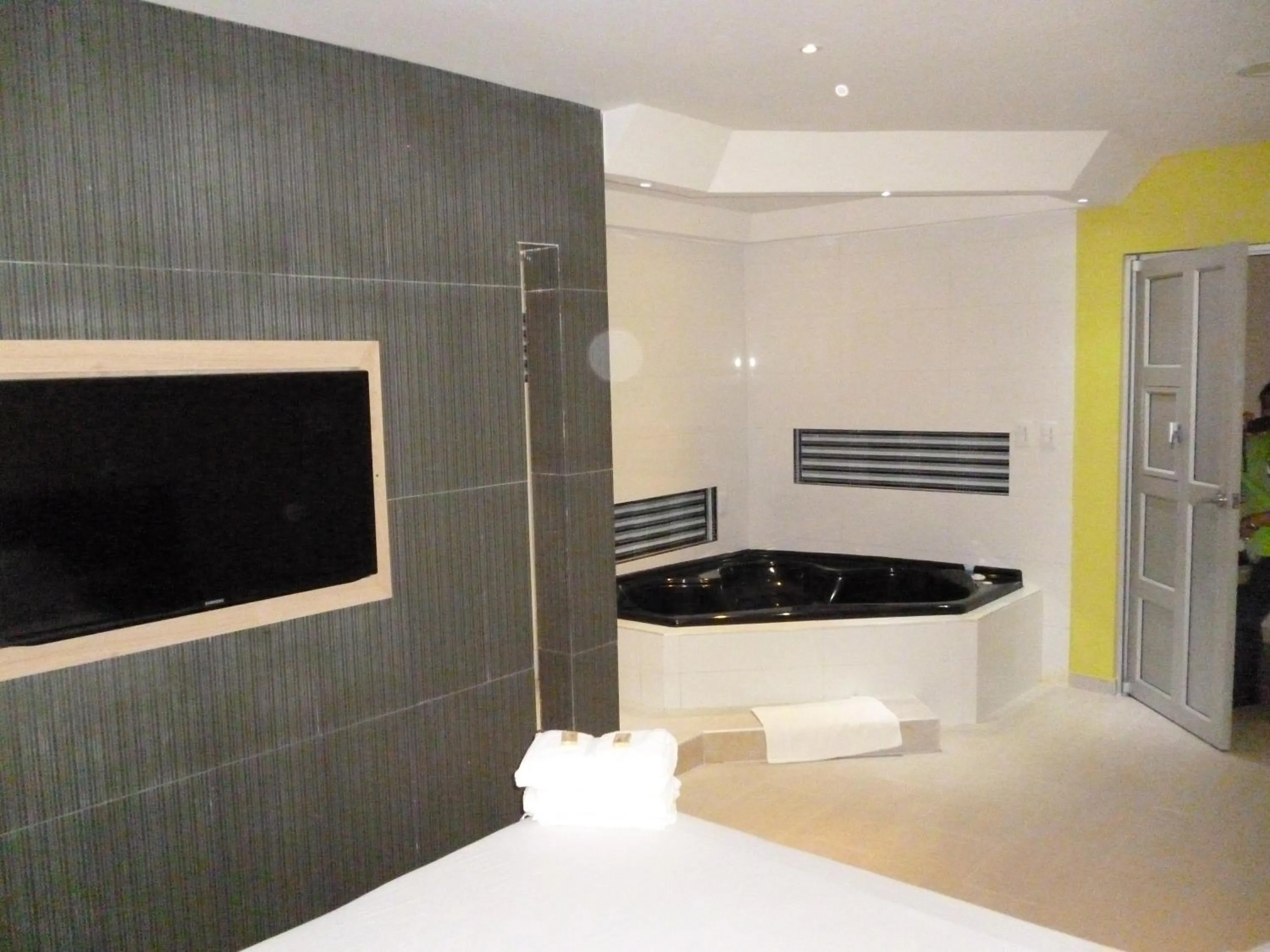 On site in Hotel 56 Avenue Plaza