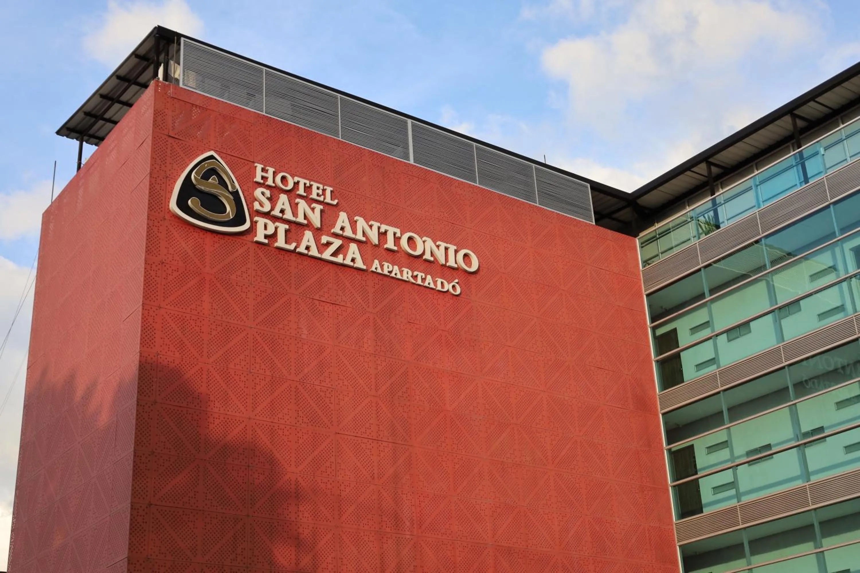San Antonio Plaza